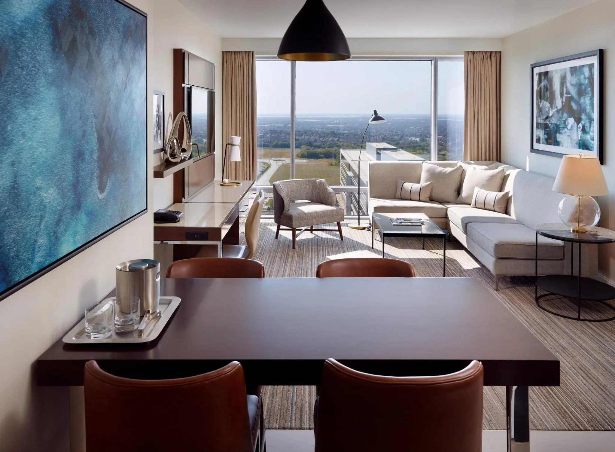 Luxury 2 Bedroom suite in Omni Frisco at The Star