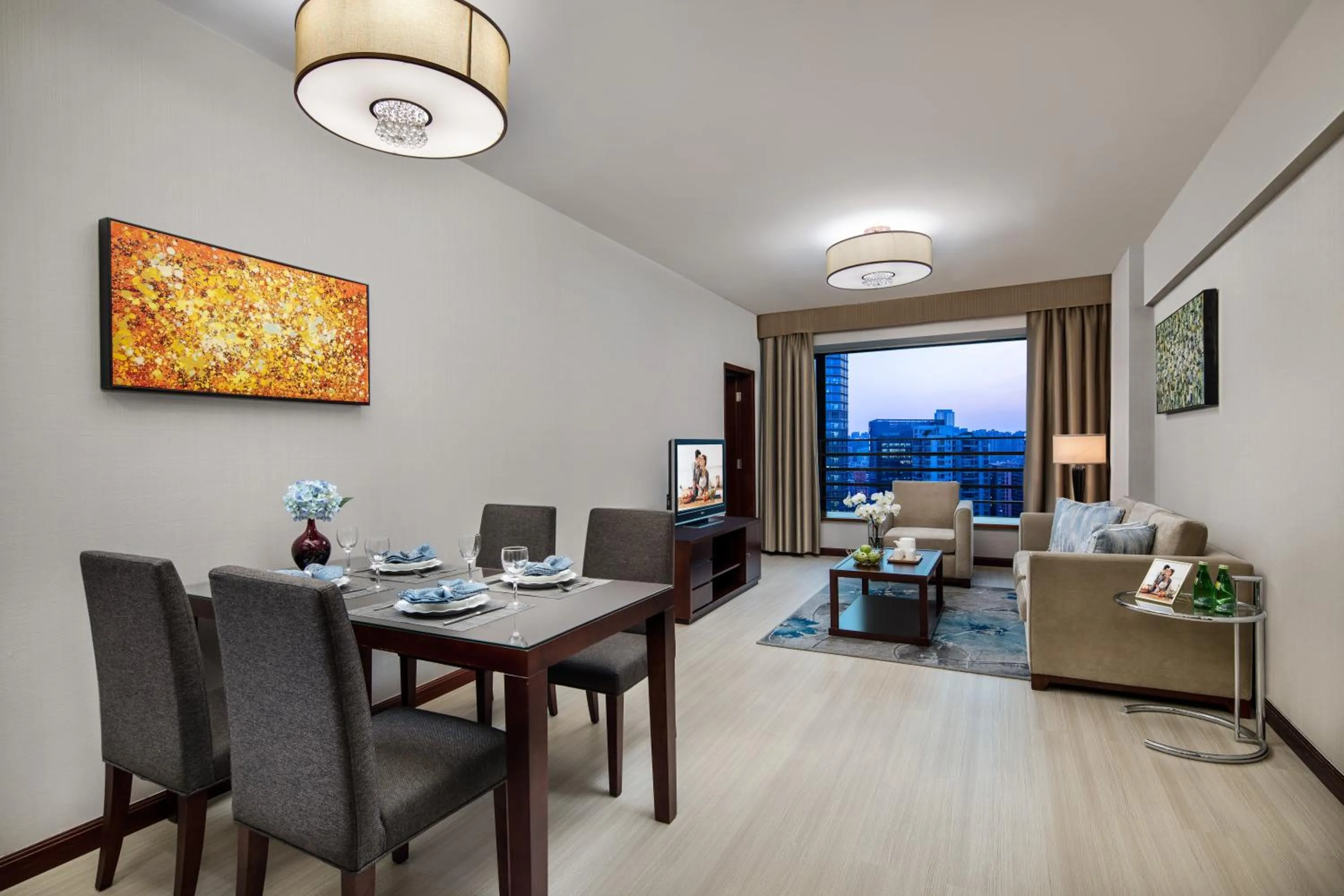Two-Bedroom Executive Suite include two breakfasts in Springdale Serviced Residence Guangzhou