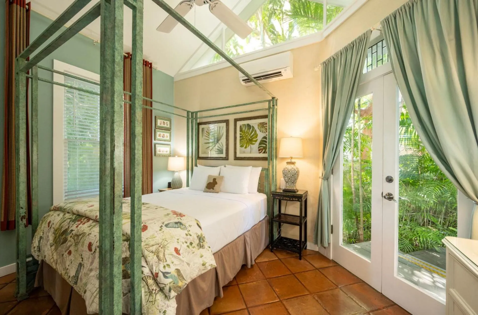 Garden in The Mermaid & The Alligator