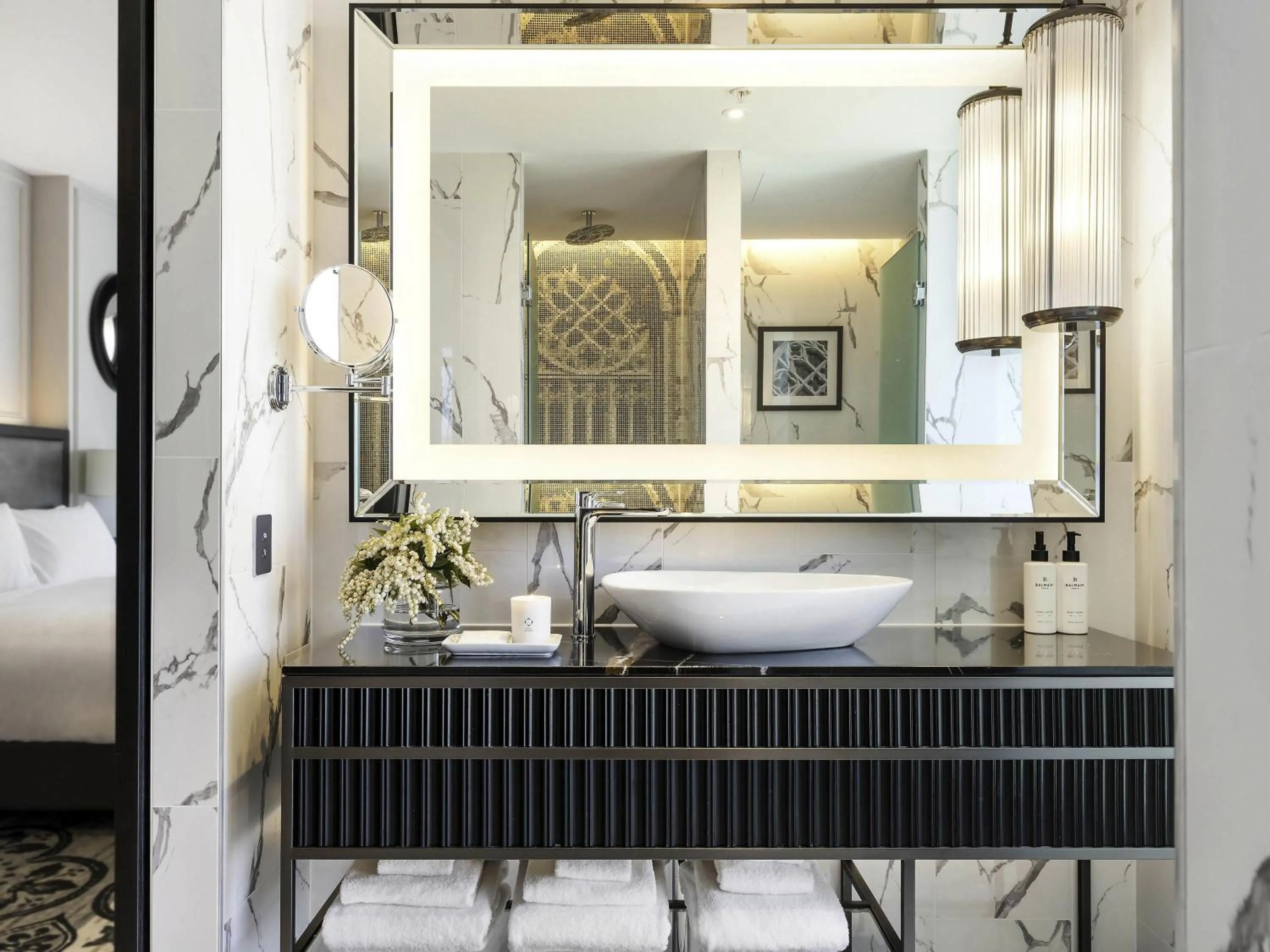 Superior King Room in Sofitel Adelaide