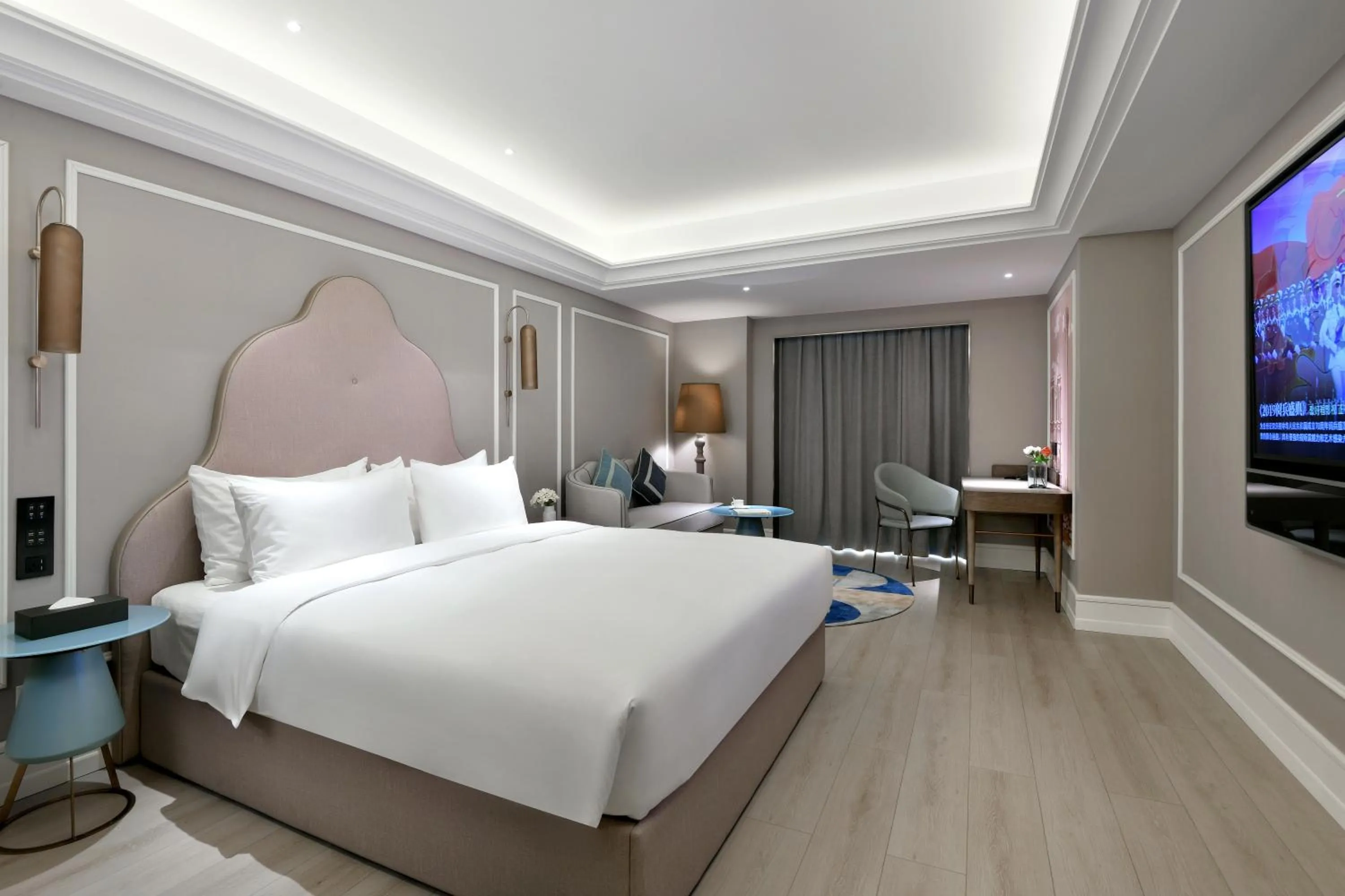 Executive King Suite - single occupancy in Mercure Chengdu Jiuyanqiao