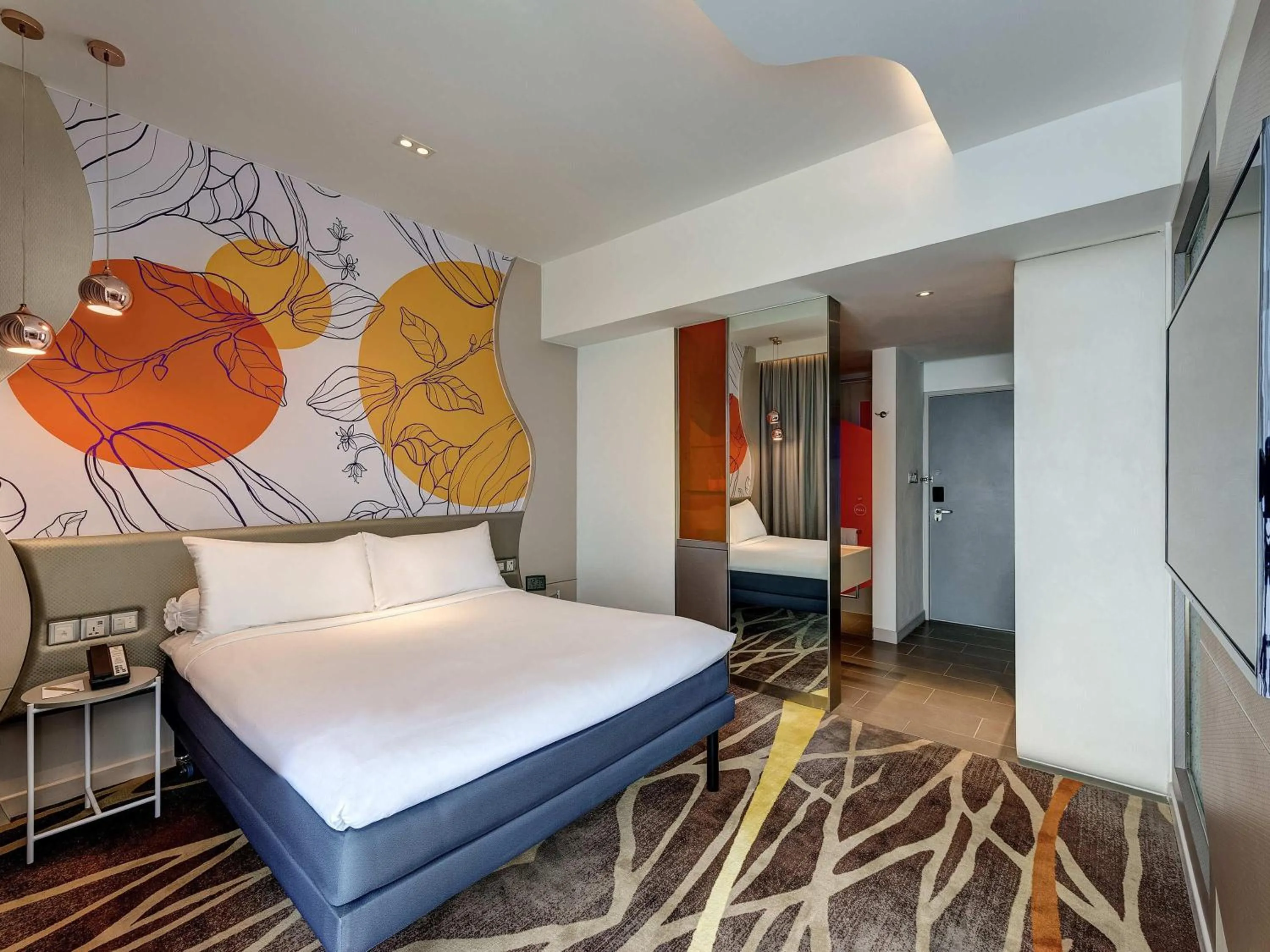 Family Room with Queen Bed and Bunk Bed in ibis Styles Johor Iskandar Puteri