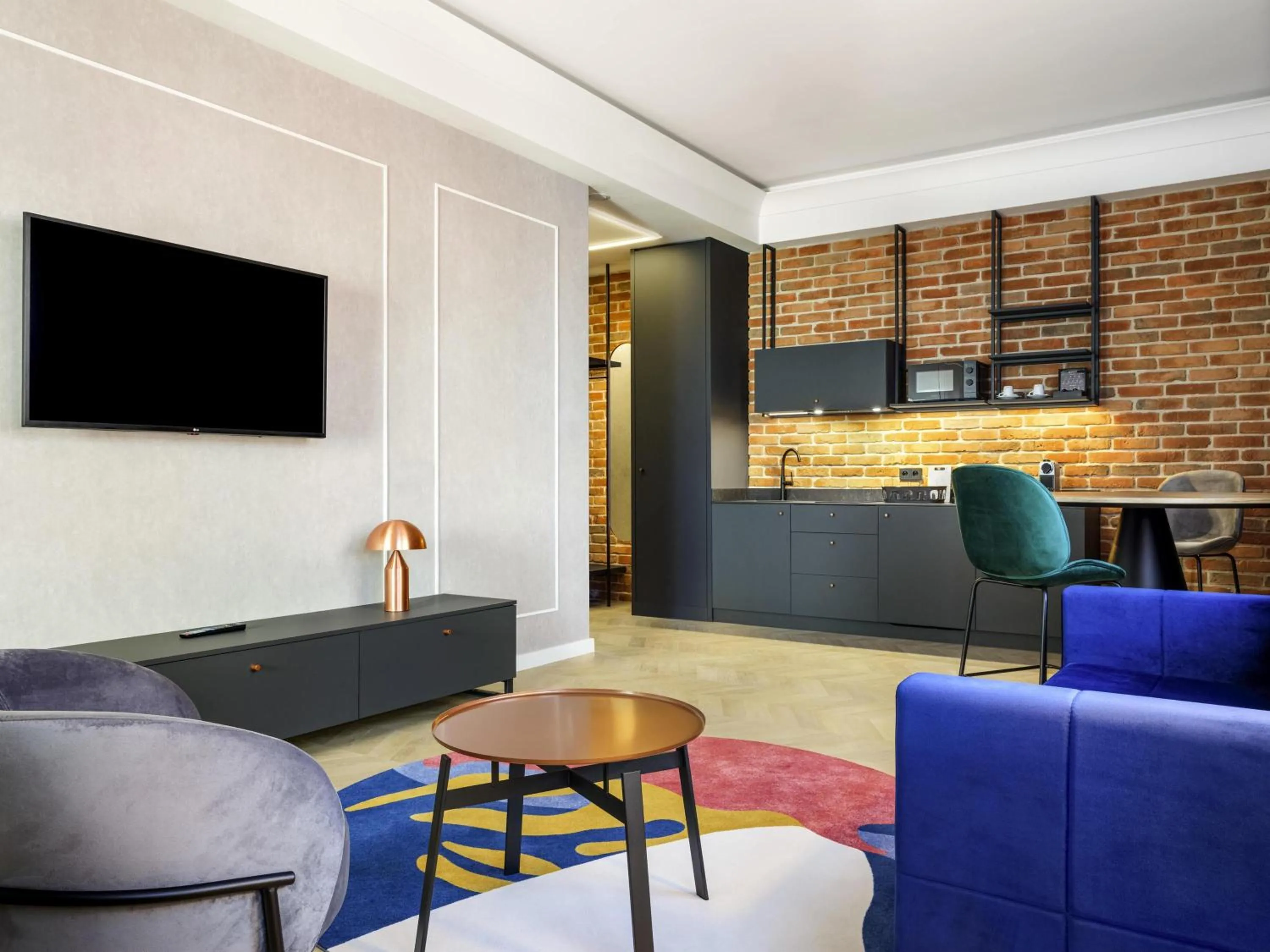 Superior King Suite with Sofa in Mercure Krakow Fabryczna City