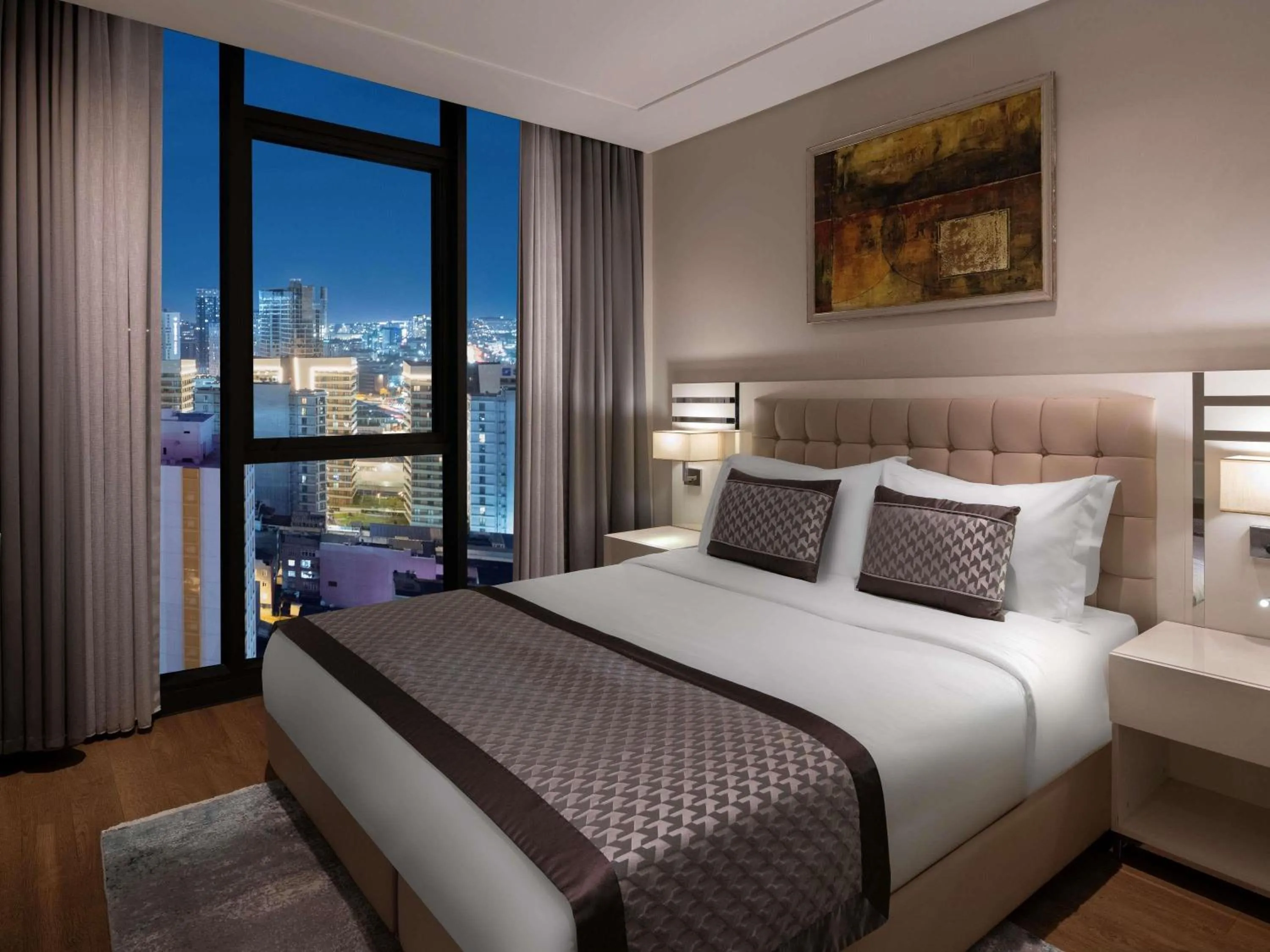 Deluxe Three Bedroom Apartment in Movenpick Living Istanbul West