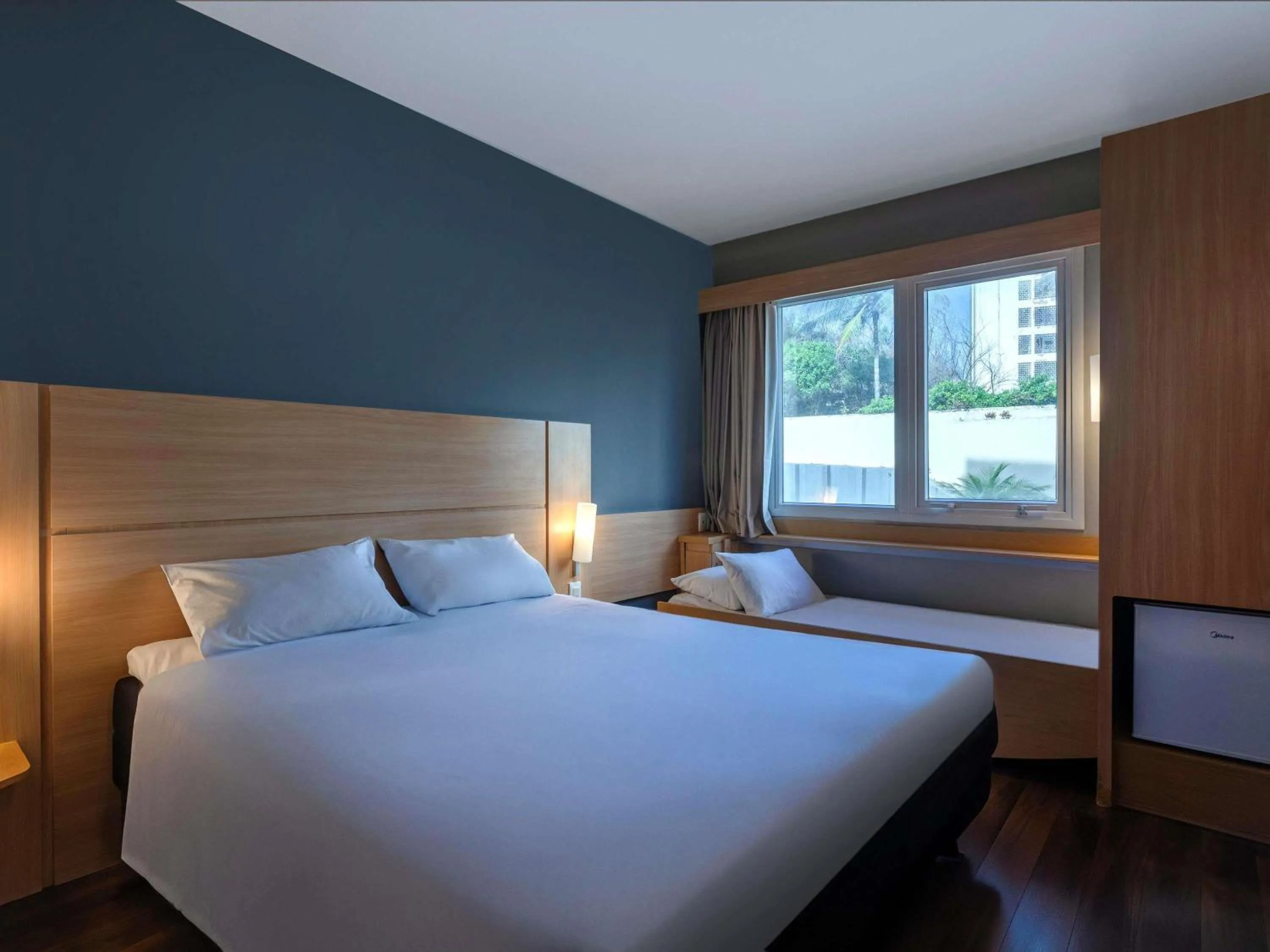 Standard Room with One Double Beds and One Extra Bed for Children  - single occupancy in Ibis Salvador Rio Vermelho