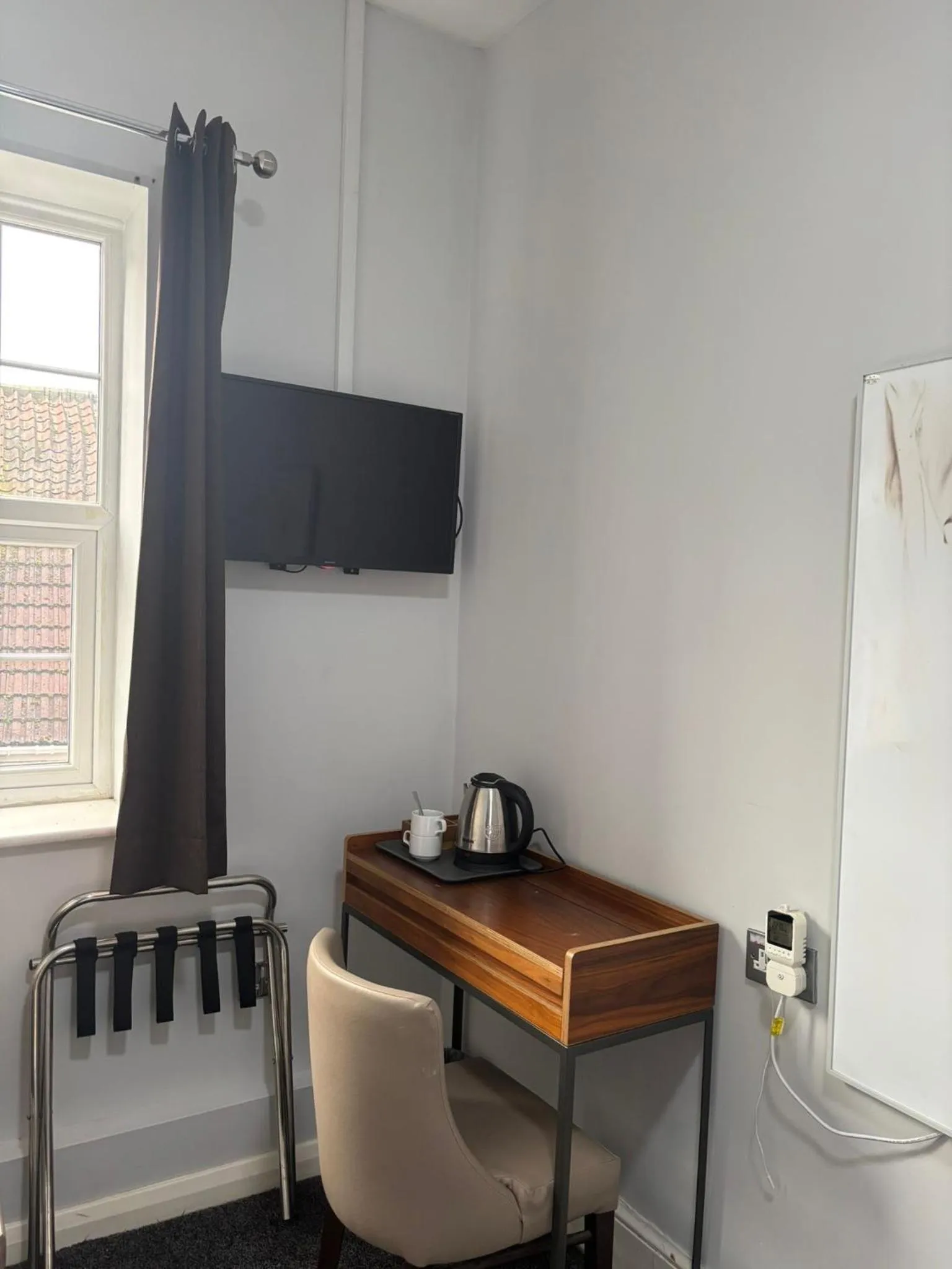 Single Room with Shower - single occupancy in White Hart Hotel