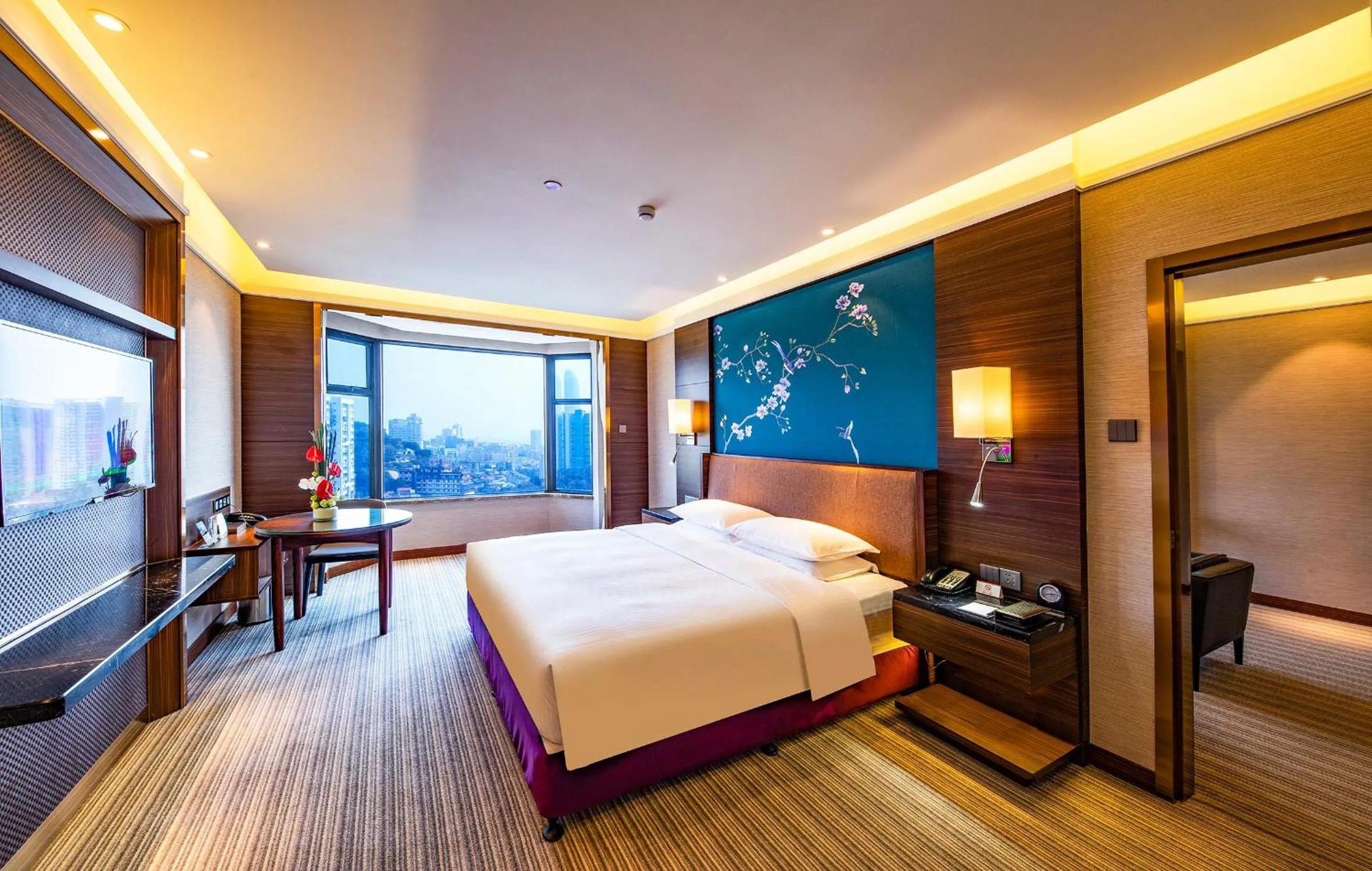 Deluxe Suite with Sea View (Offer 1 Free Extra Bed with Free Breakfast) in Millennium Harbourview Hotel Xiamen