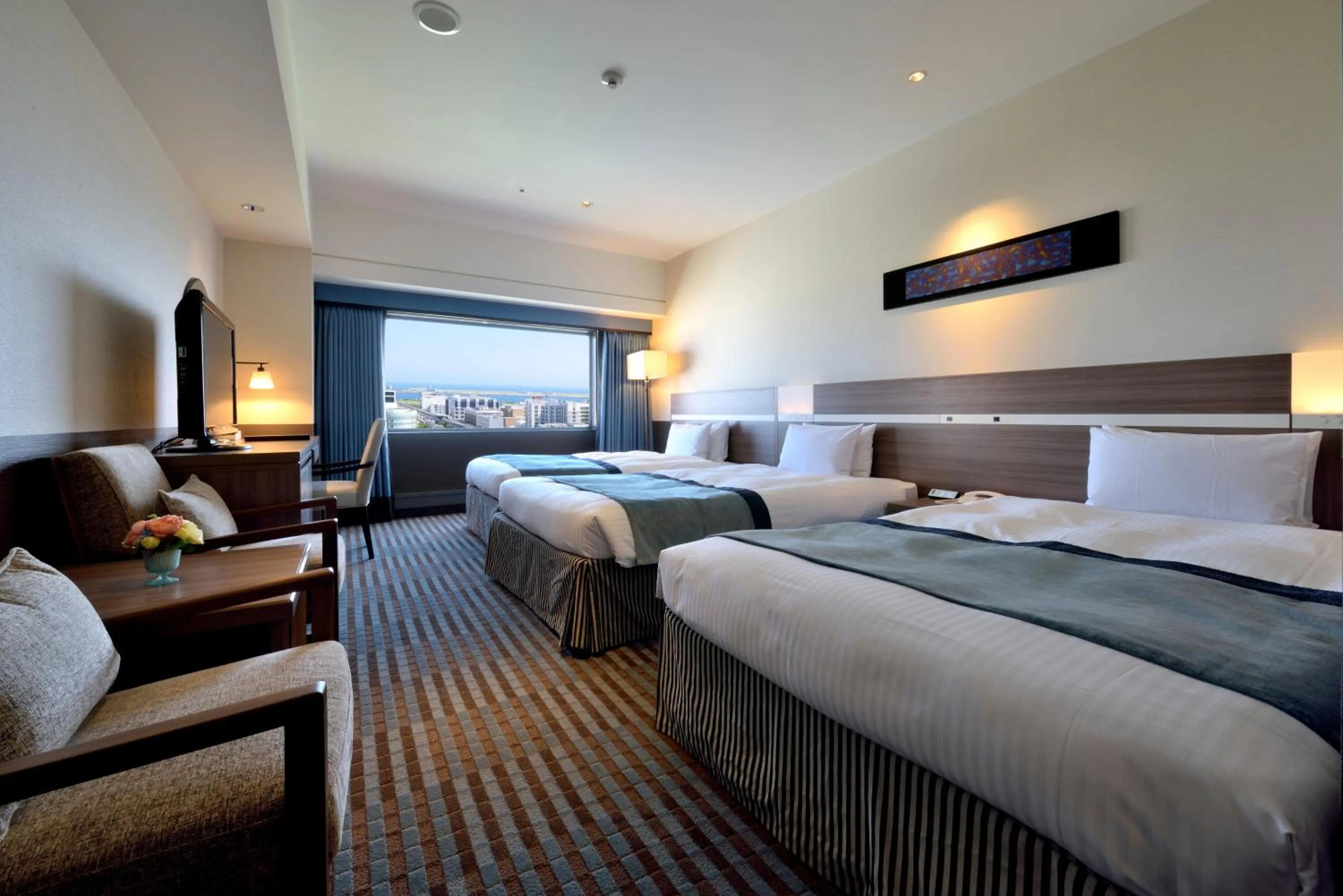 Superior Twin Room with Extra Bed - Non Smoking in Kobe Portopia Hotel