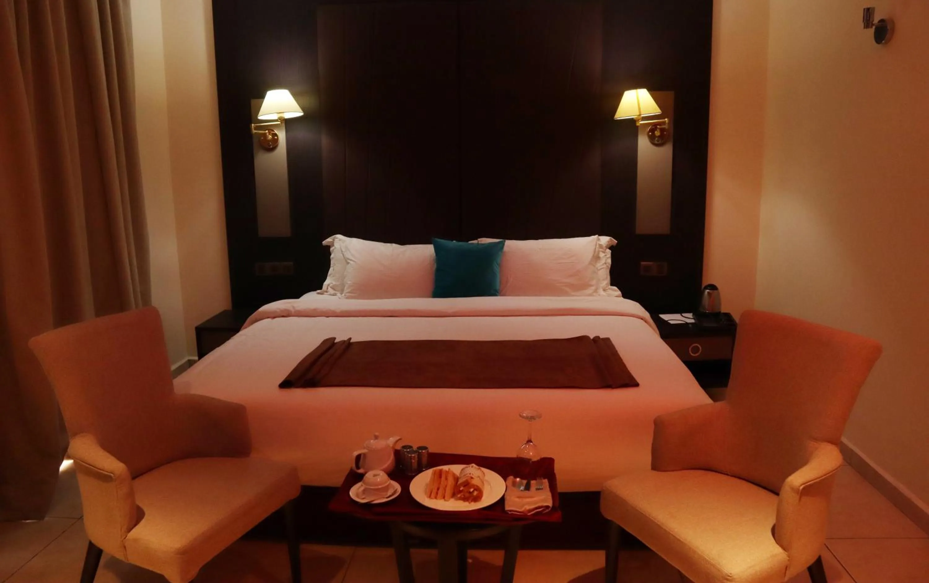 Deluxe Double Room - single occupancy in Monty Suites Calabar