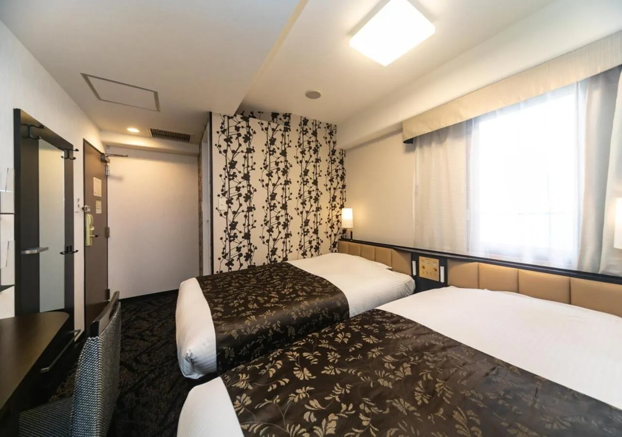 Twin Room - single occupancy - Non-Smoking in APA Hotel Nambakita Shinsaibashi Ekimae