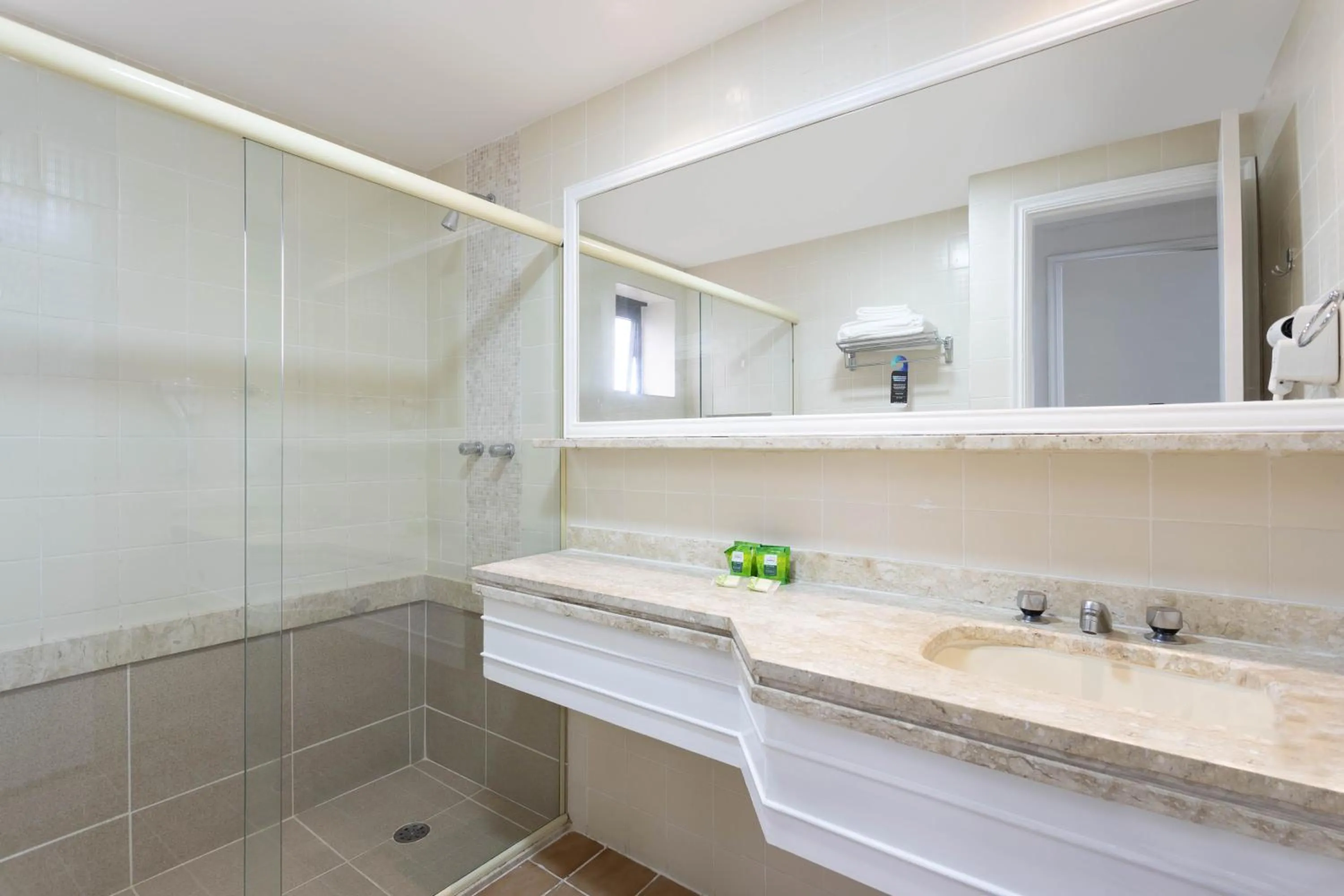 Studio Apartment in NewCiti Itaim by Charlie