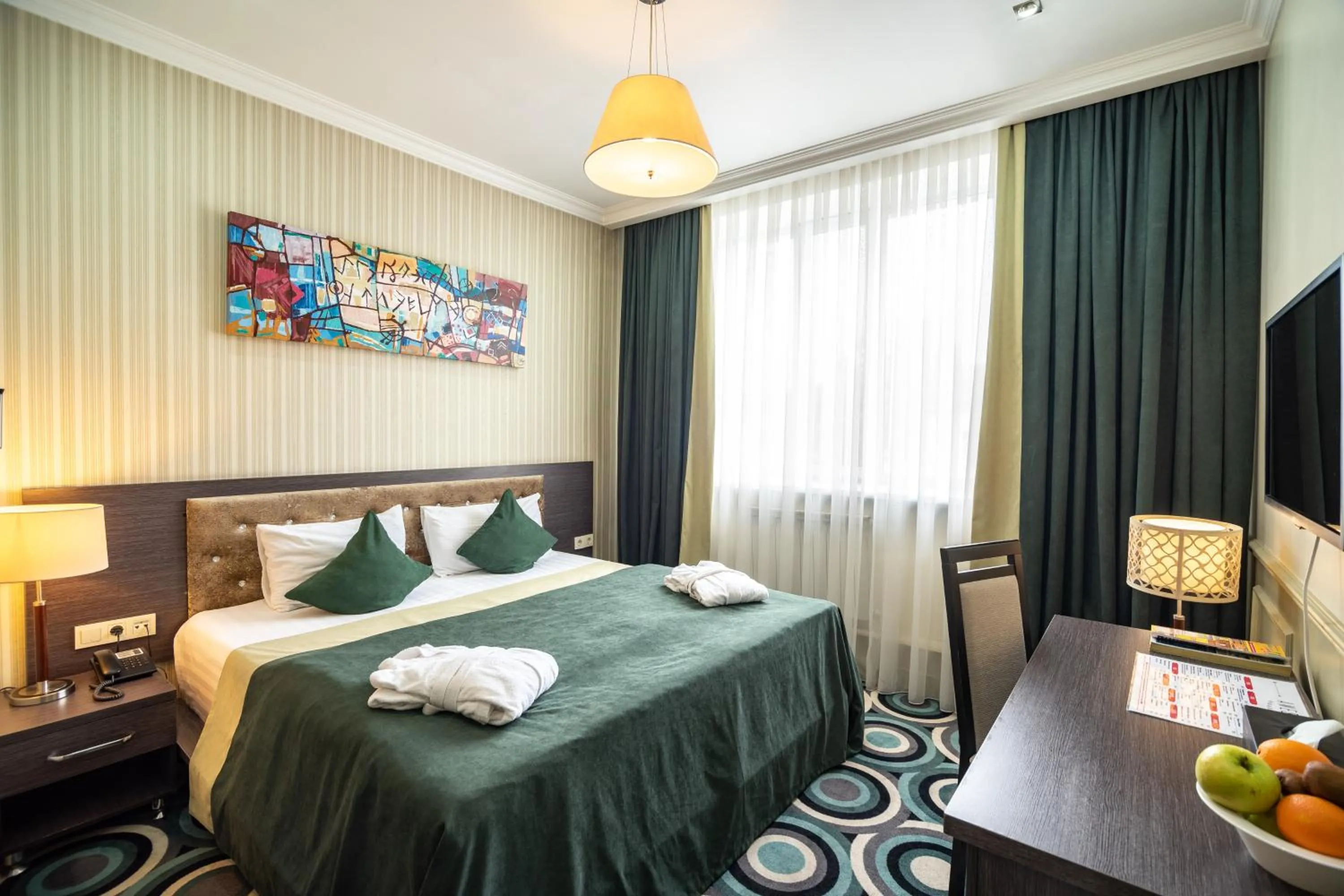 Bed in Mildom Hotel