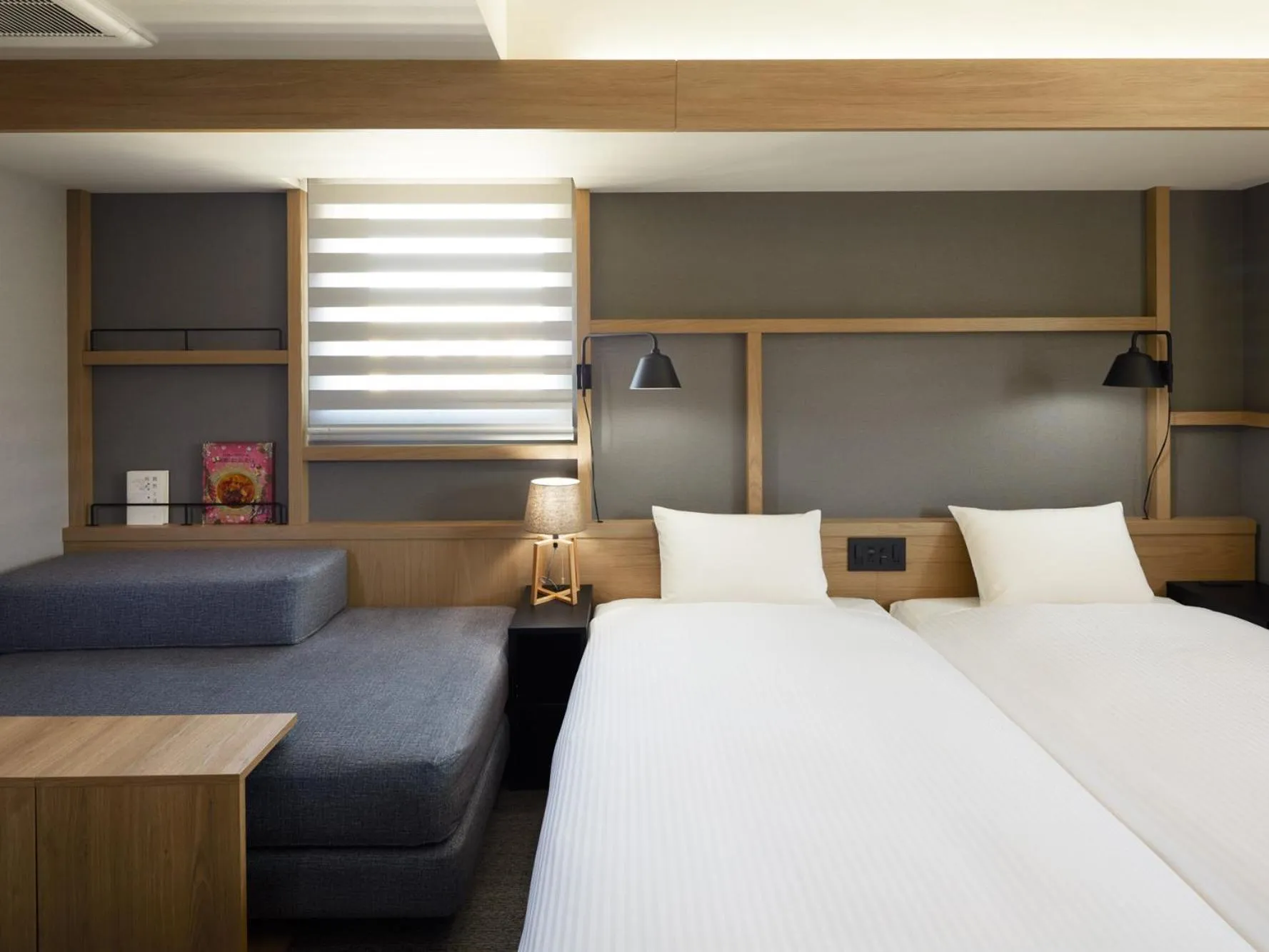 Moderate Twin Room - single occupancy - Non-Smoking in LAMP LIGHT BOOKS HOTEL sapporo