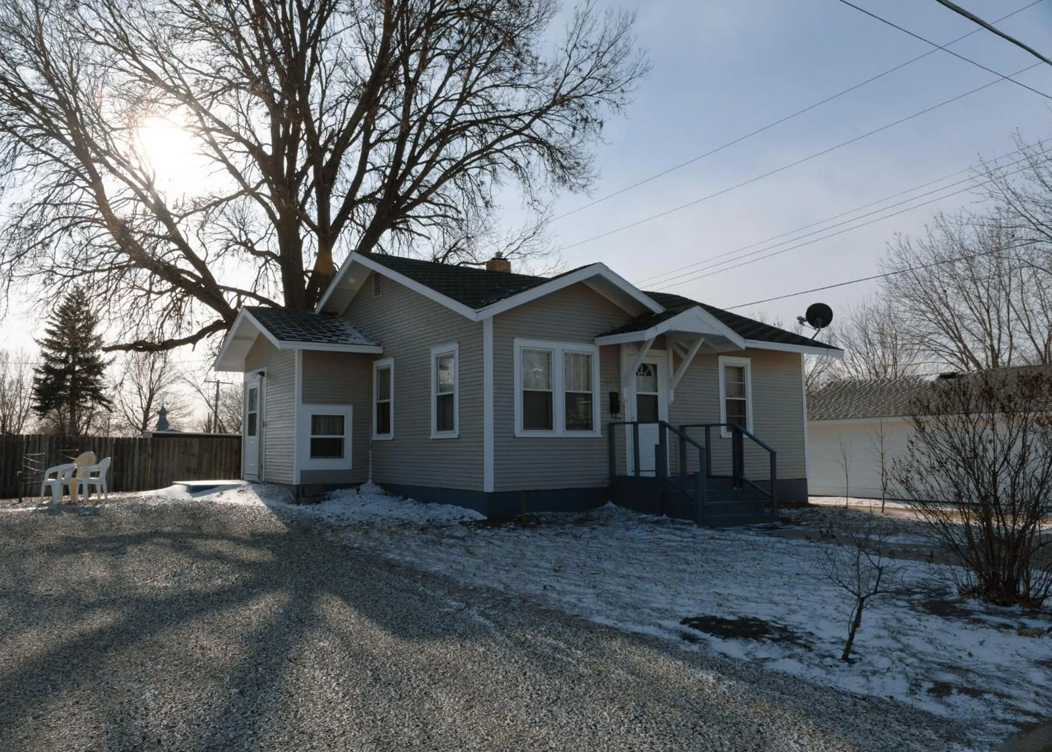 Four-Bedroom House in East Side Motel & Cabins