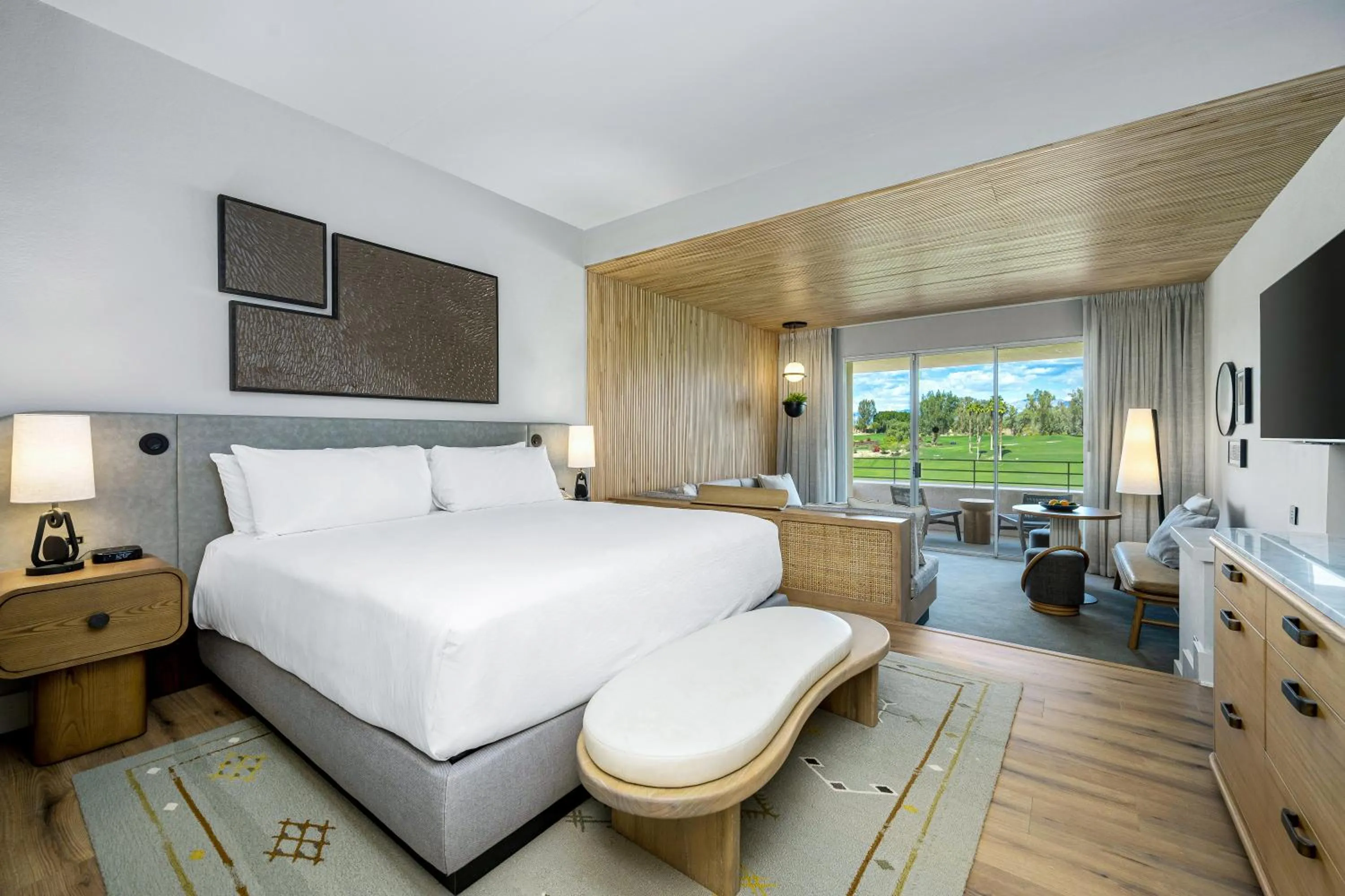 1 King Bed with Golf View Deluxe  in Grand Hyatt Indian Wells Resort & Villas