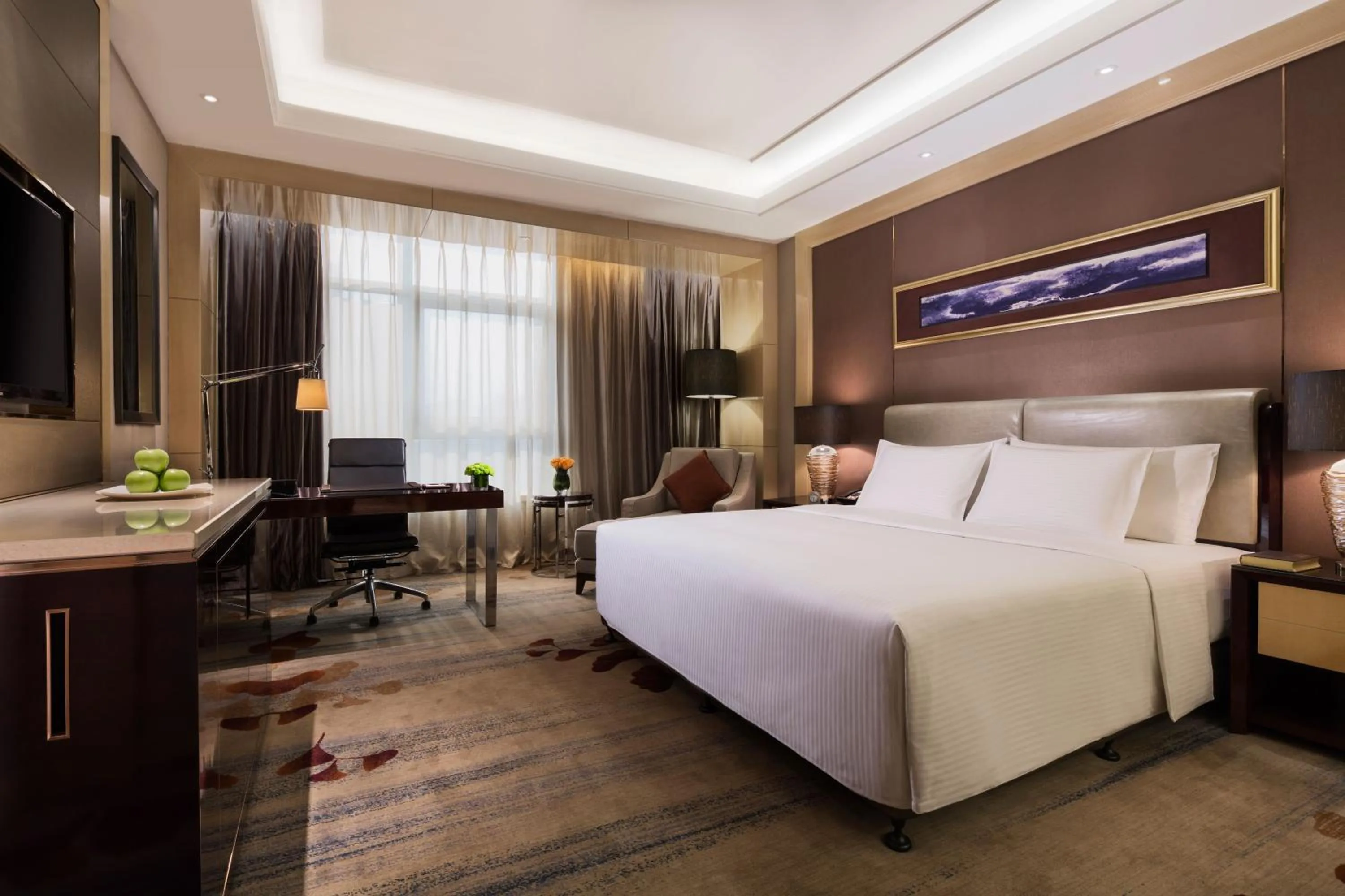 Deluxe King Room in Wanda Realm Dandong