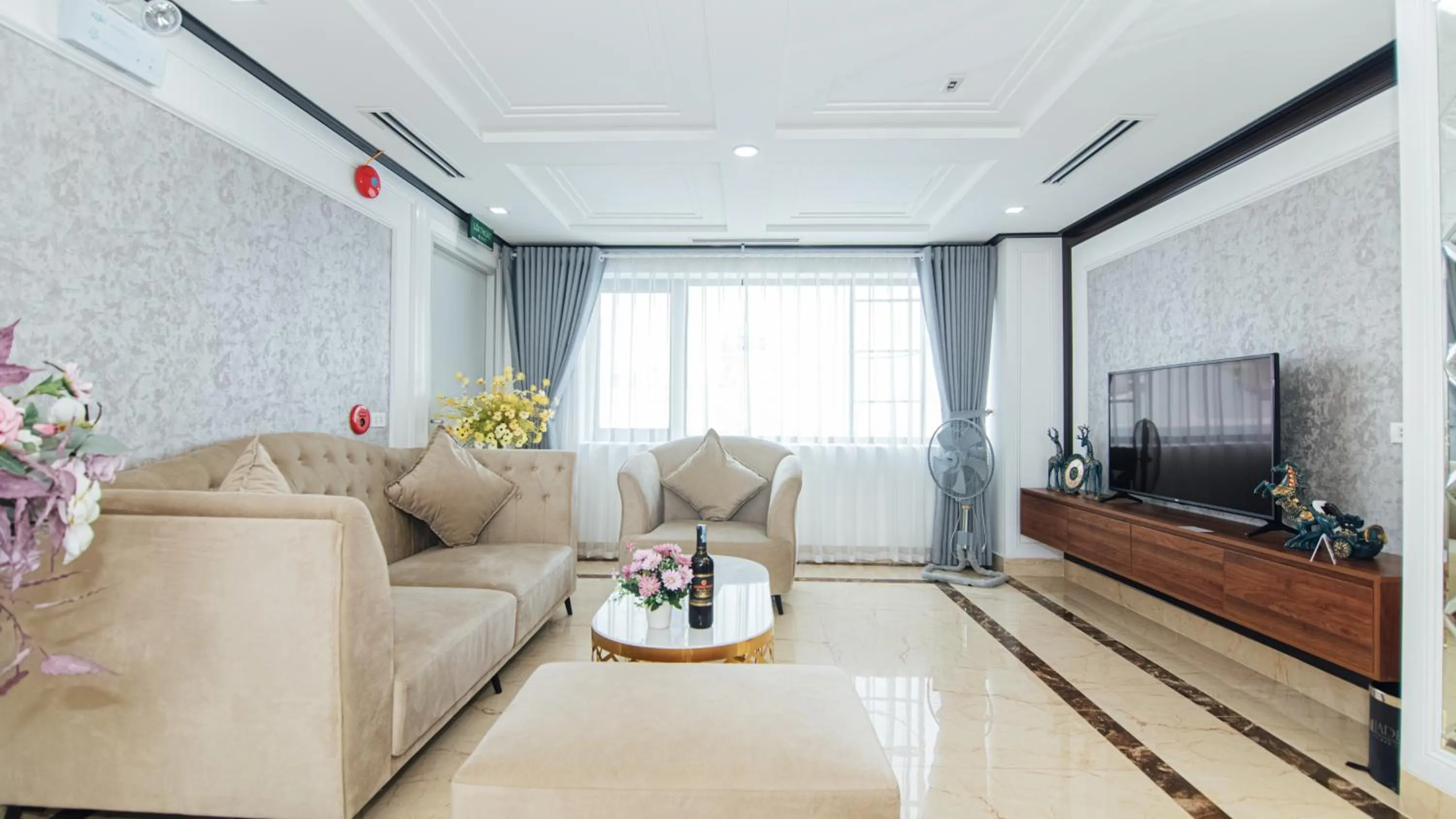 Apartment with Sea View in Jade Ha Long Hotel