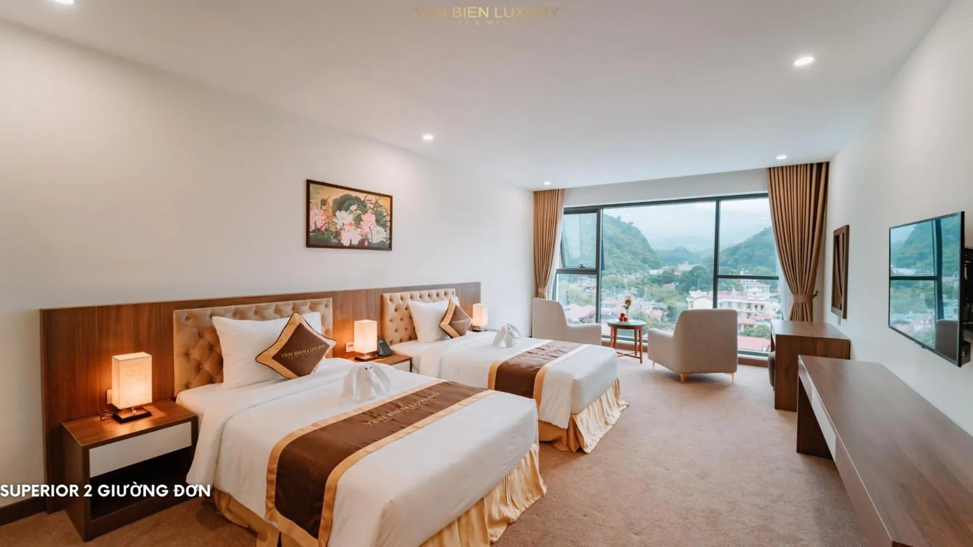 Superior Twin Room in YEN BIEN LUXURY HOTEL