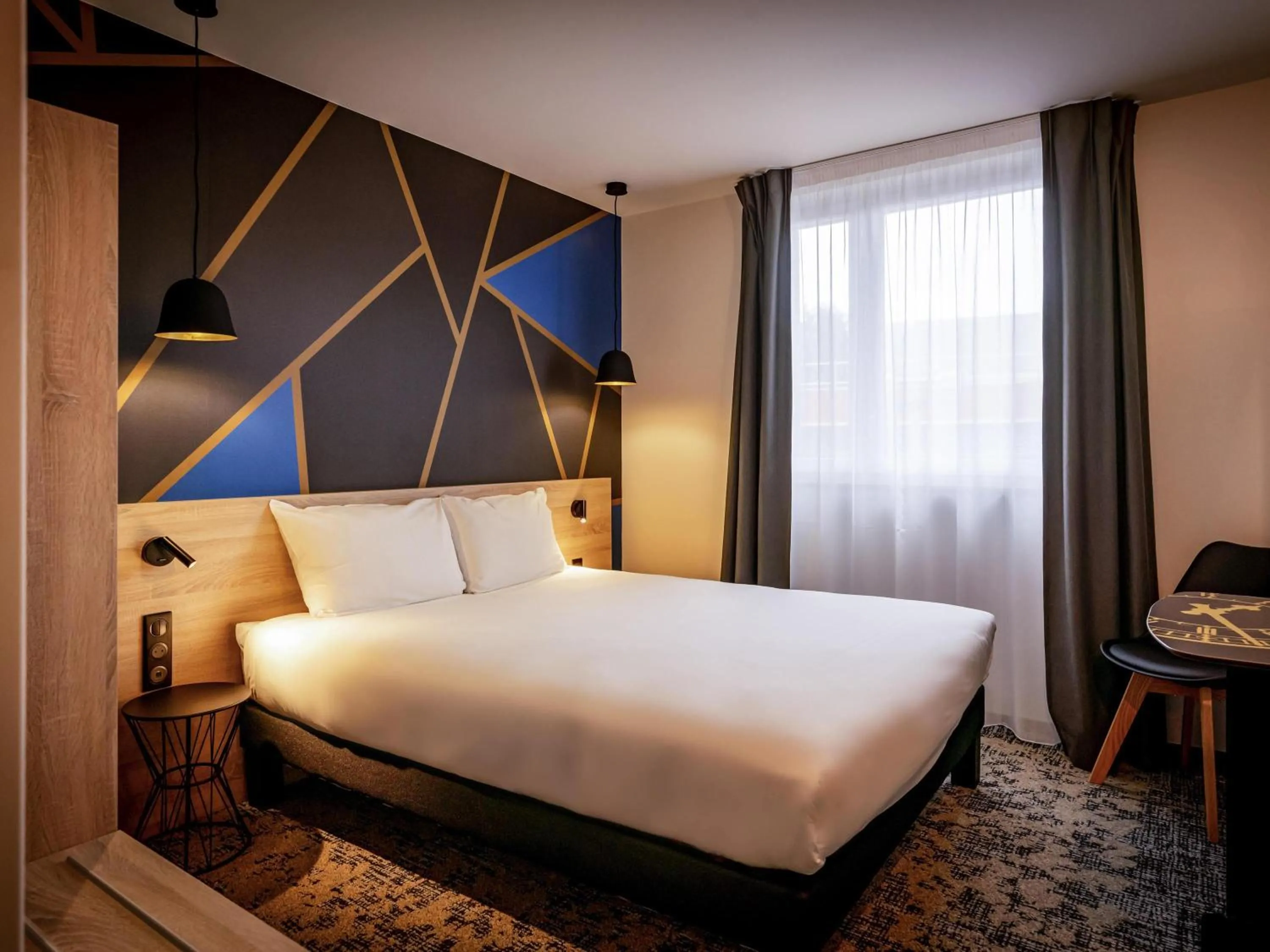 Standard Double Room in ibis Styles Valenciennes Petite Foret