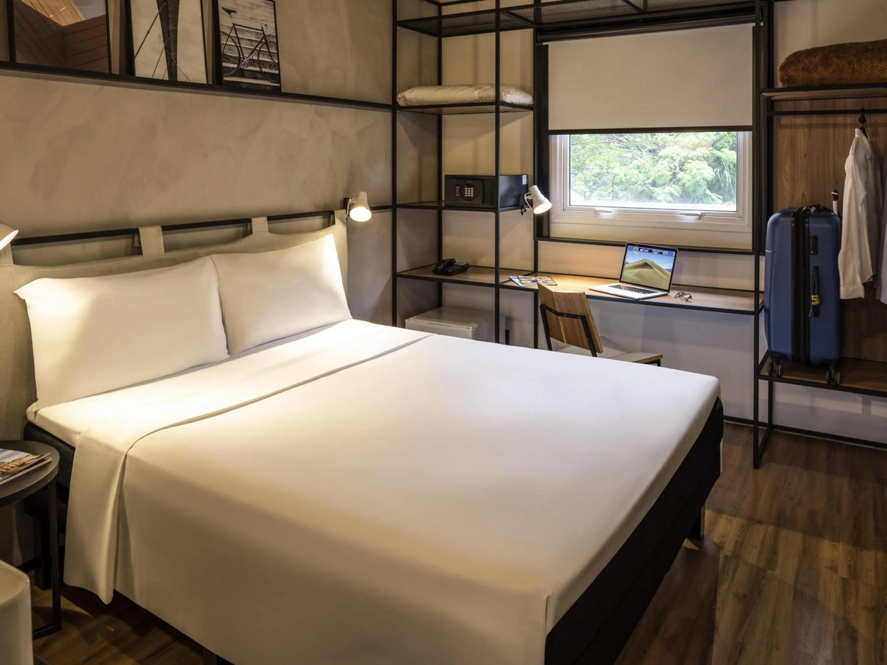 Double Room - Disability Access in ibis London Sutton Point