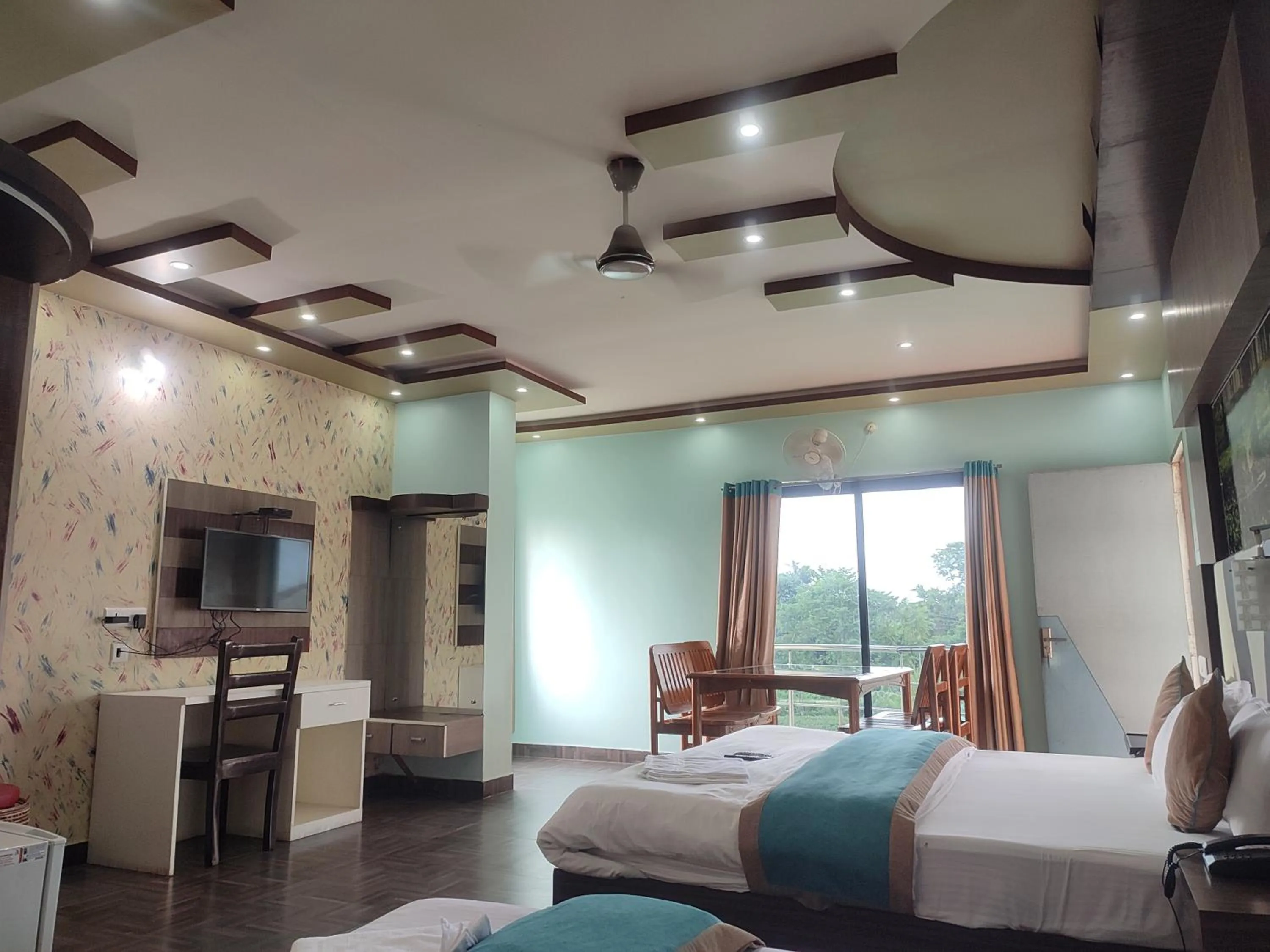 Superior Queen Room - single occupancy in Maa Greenary View - A Holiday Resort