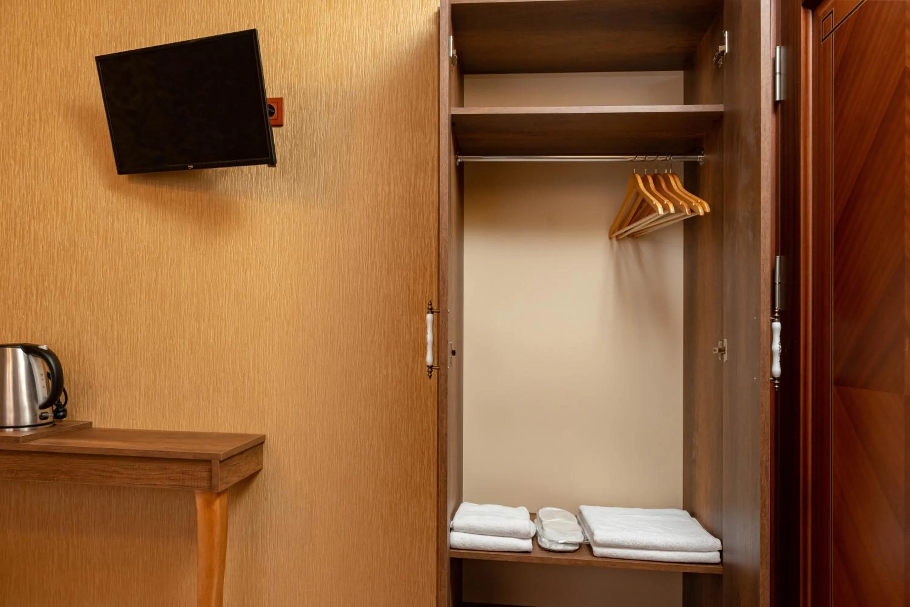 Superior Triple Room in The Ottoman