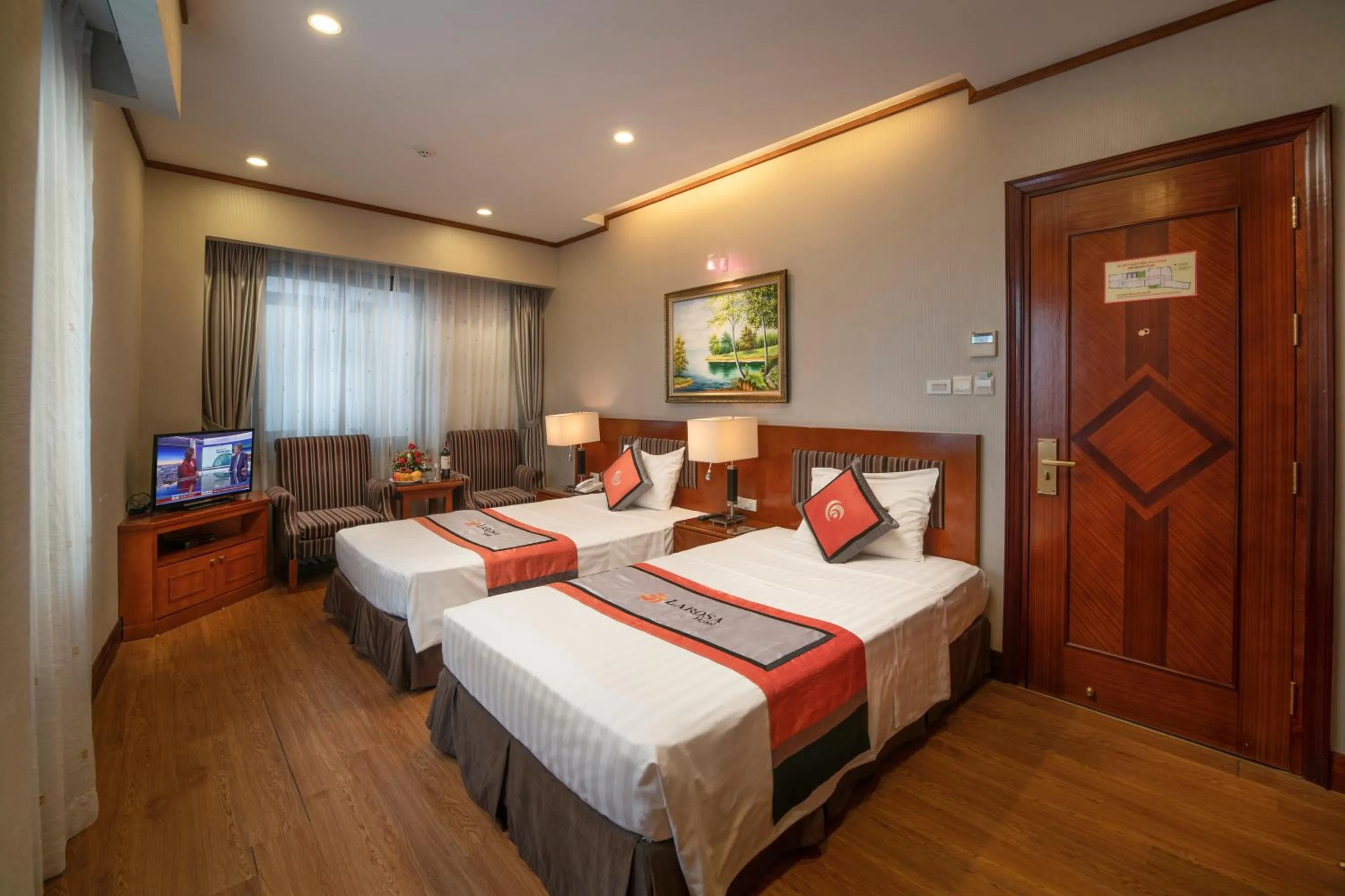 Deluxe Double or Twin Room in Hanoi Larosa Hotel