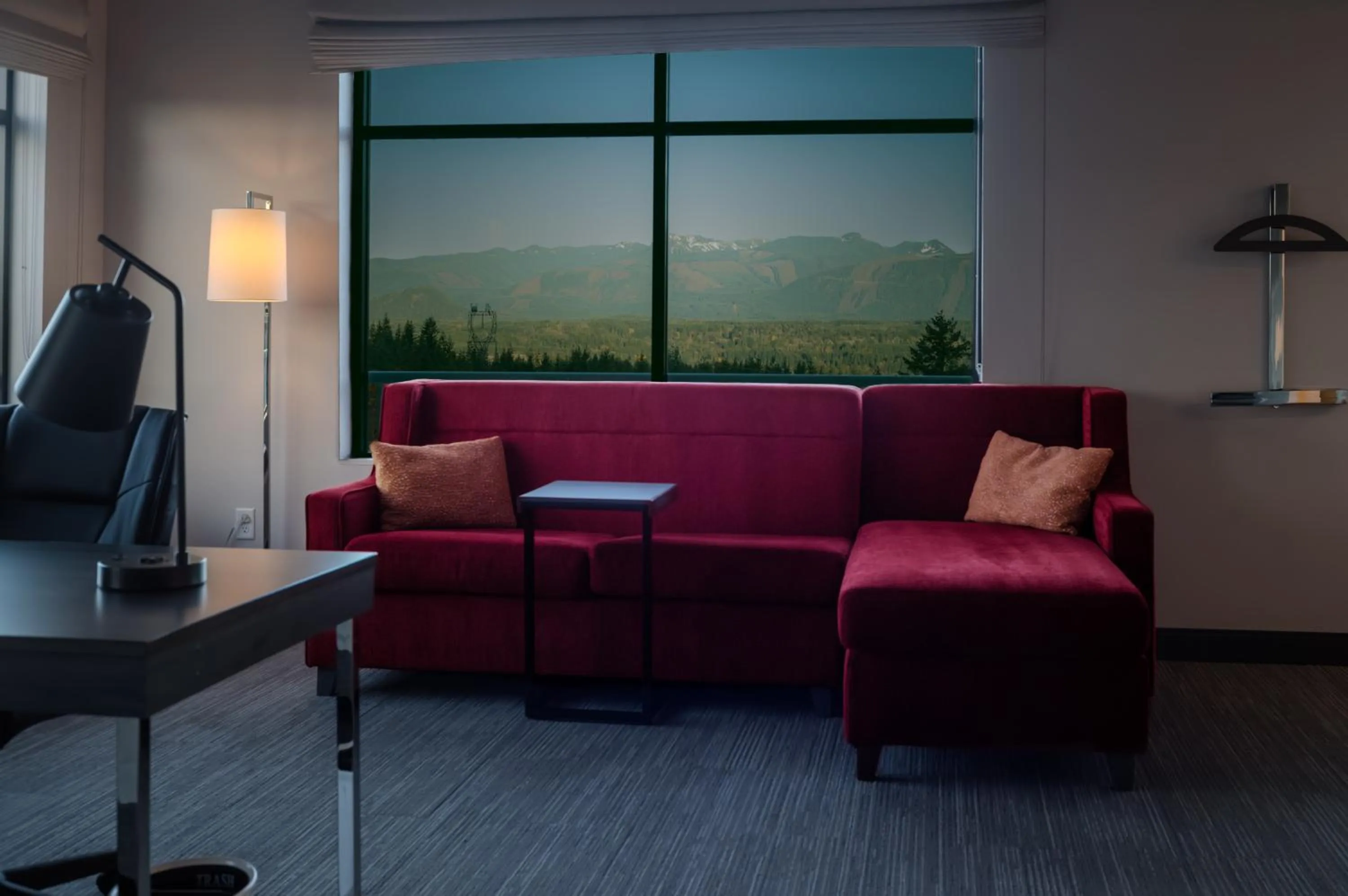 King Studio with Sofa Bed in Snoqualmie Inn by Hotel America