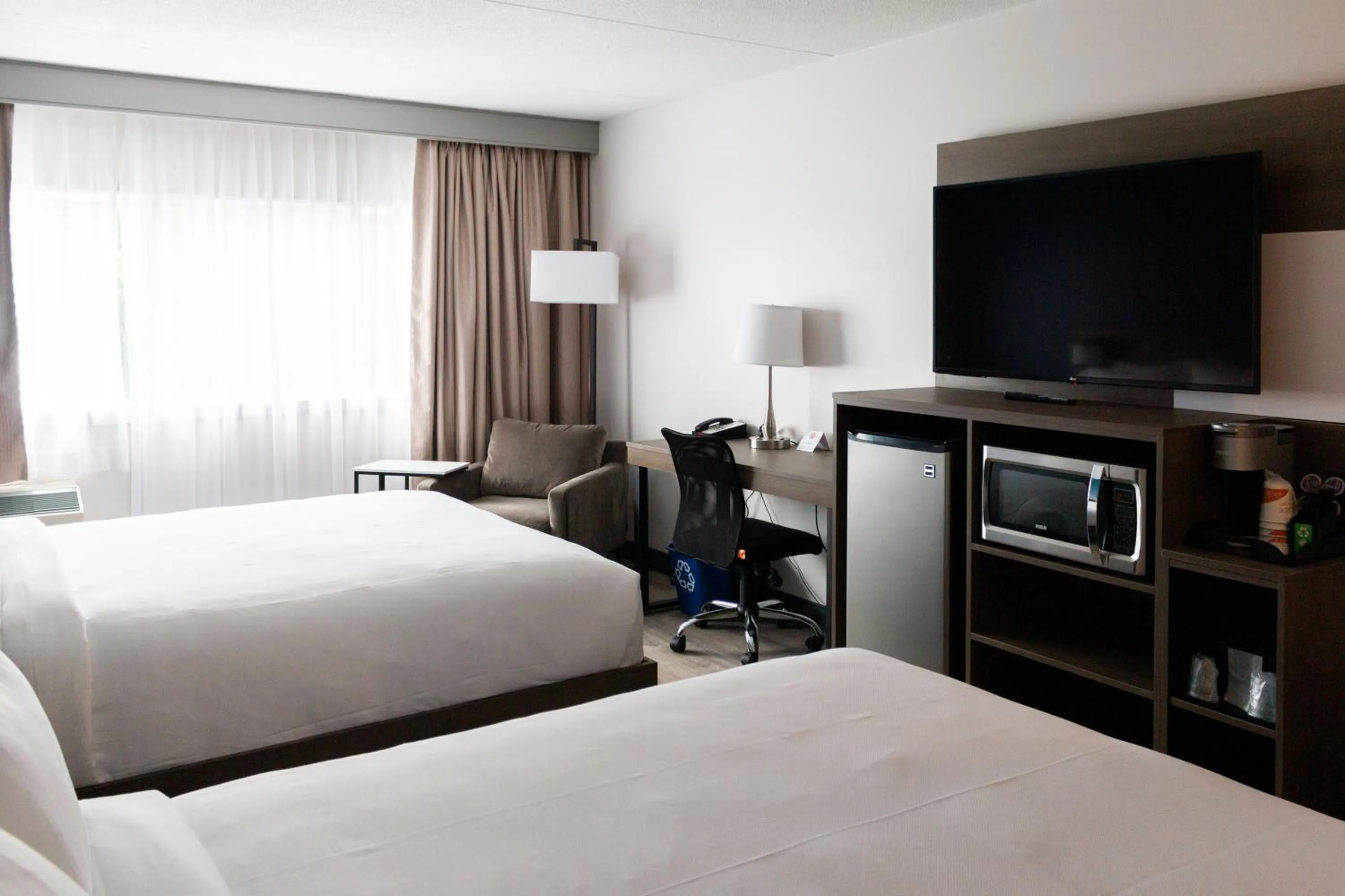 Standard Queen Room with Two Queen Beds - Non Smoking  in Comfort Suites Kingston Central