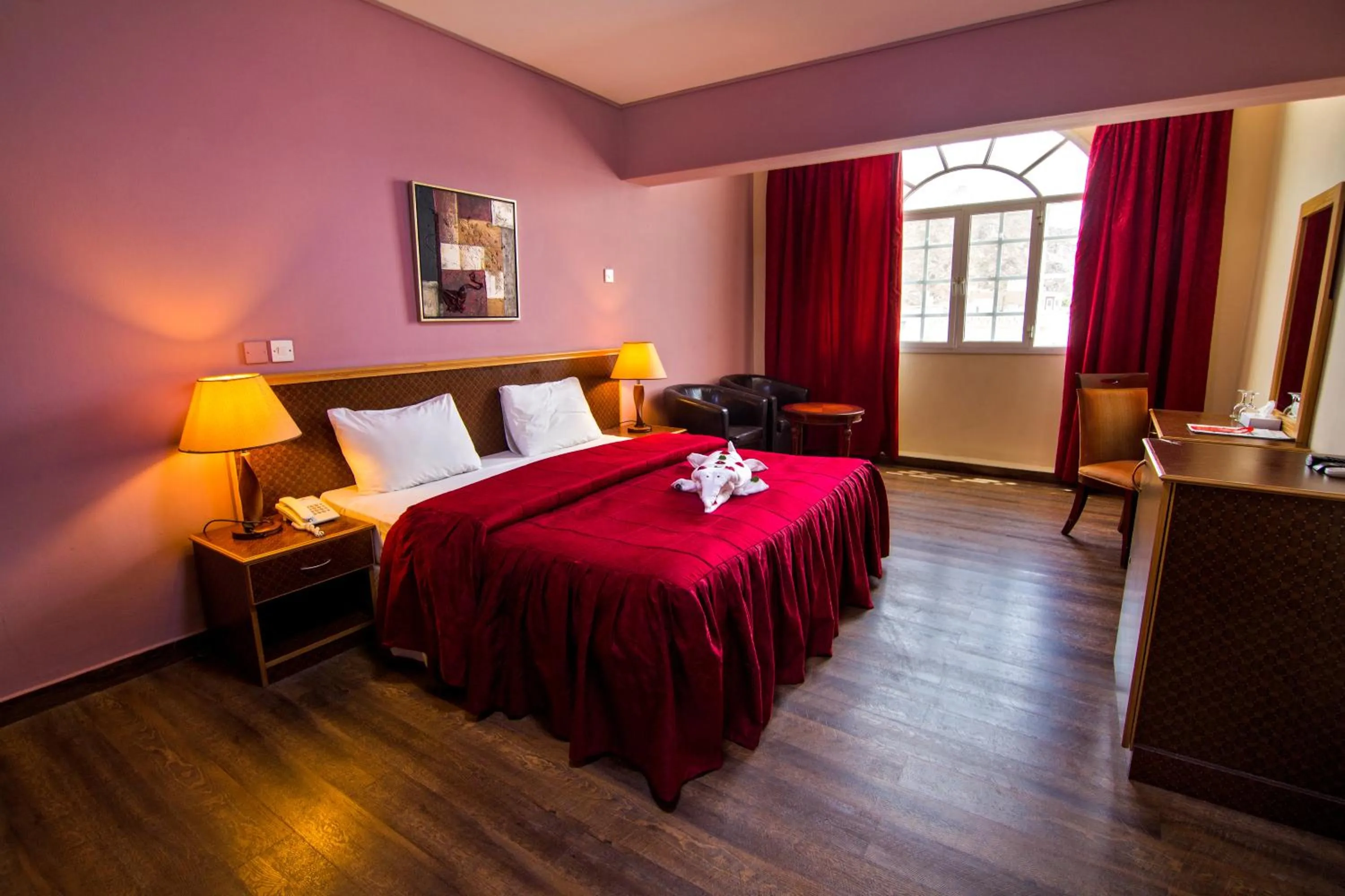 Deluxe Double Room in Mutrah Hotel