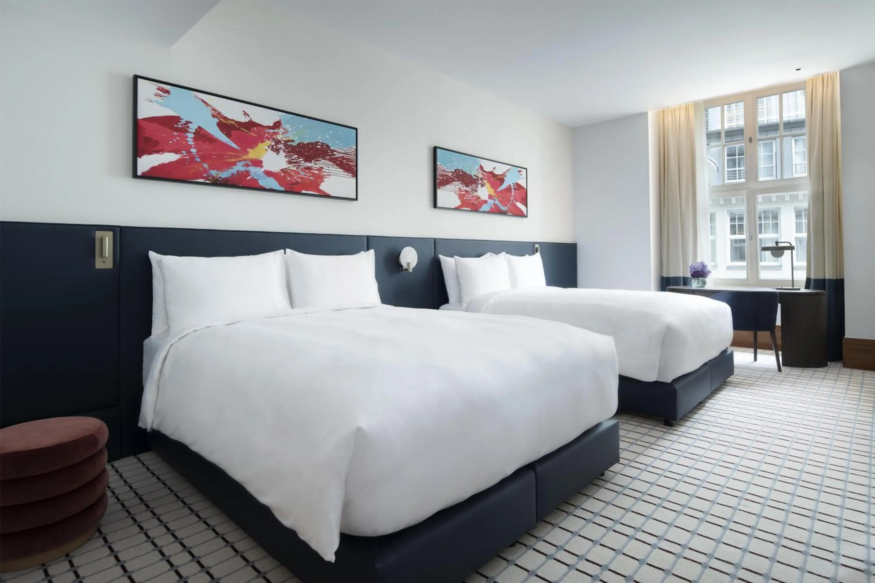 One-Bedroom Suite with Two Queen Beds in Conrad Hamburg