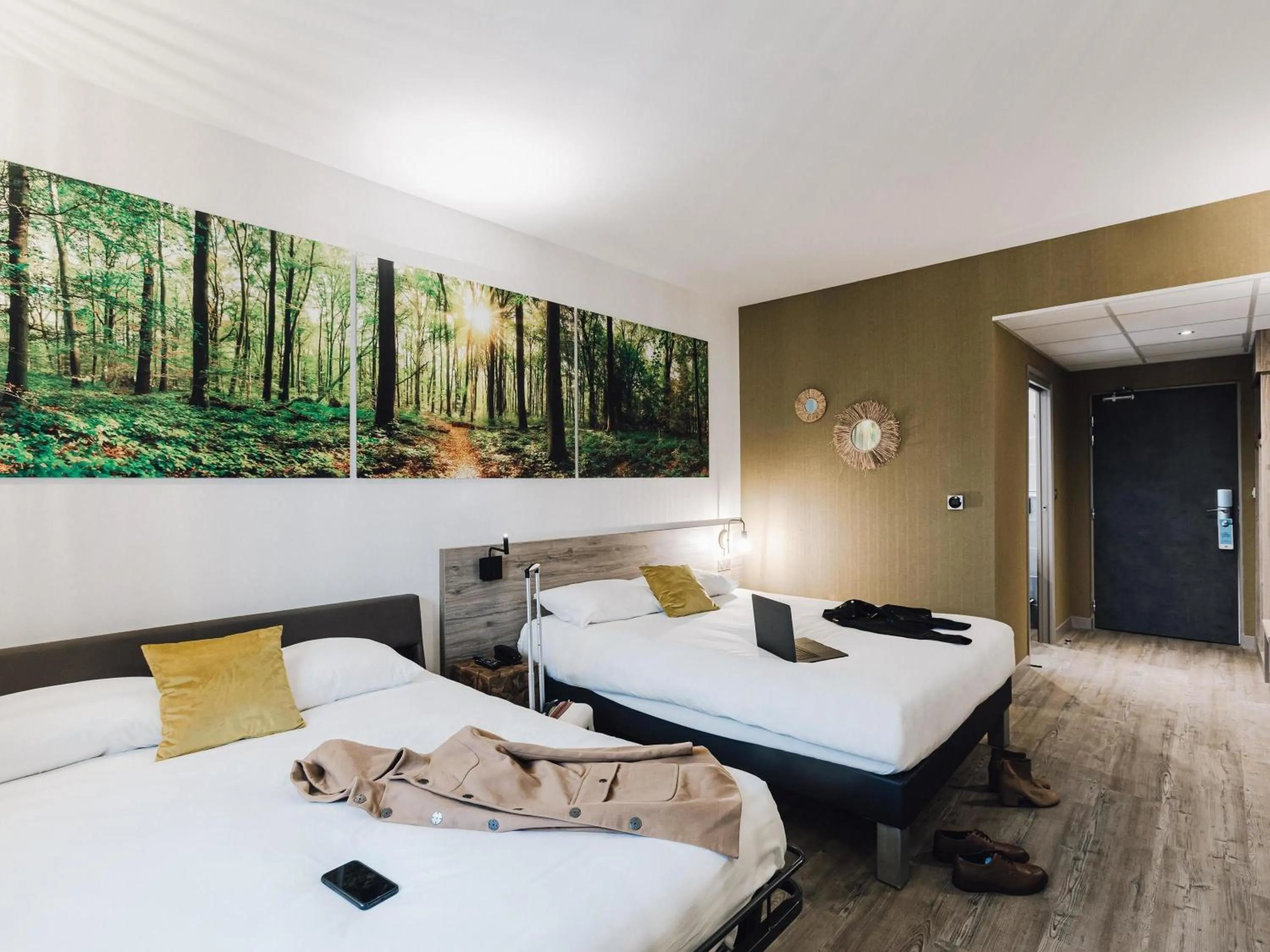 Junior Suite with One Double Bed And Sofa in ibis Styles Contres-Cheverny