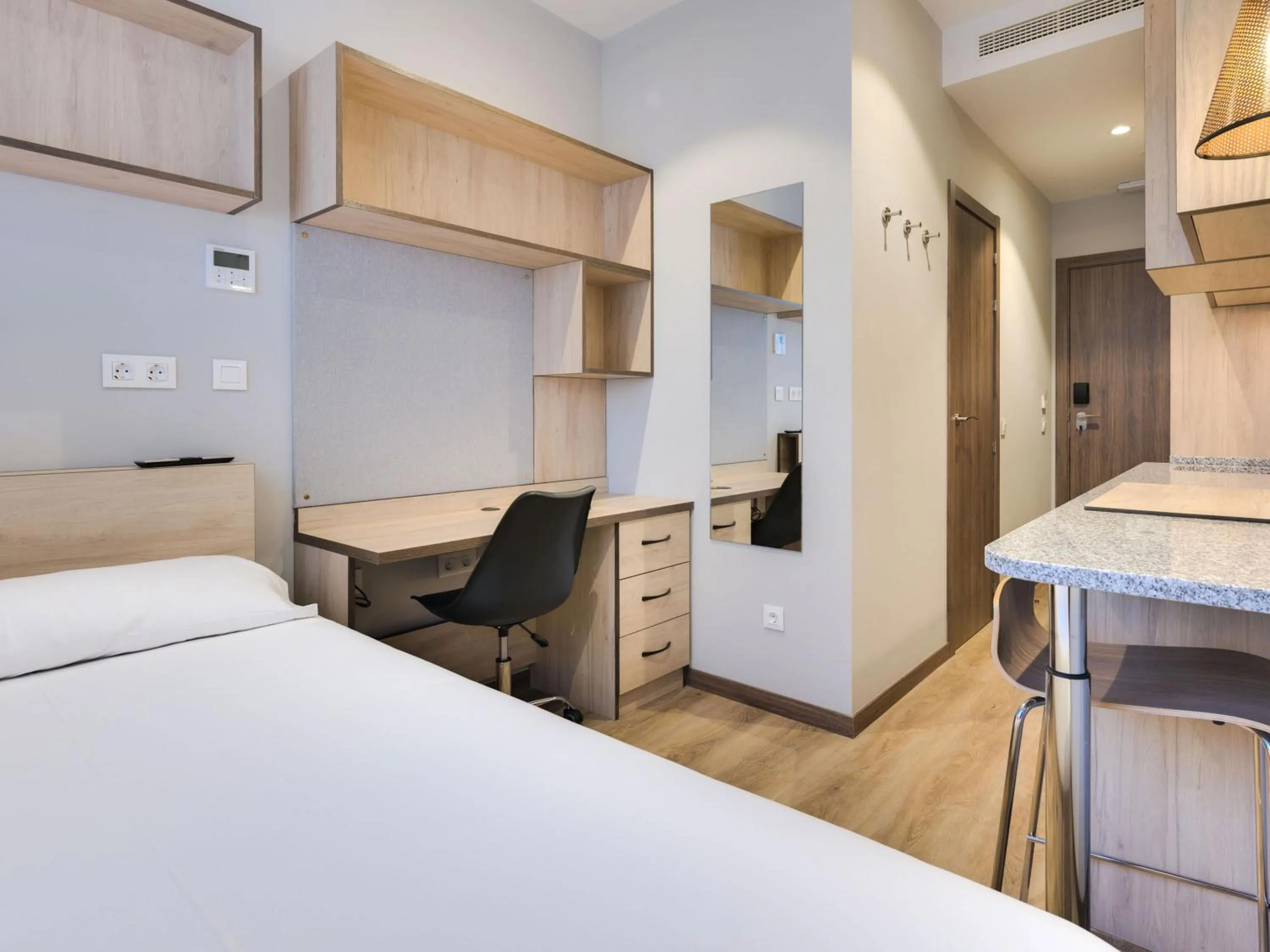 Livensa Living Studios Málaga Feria