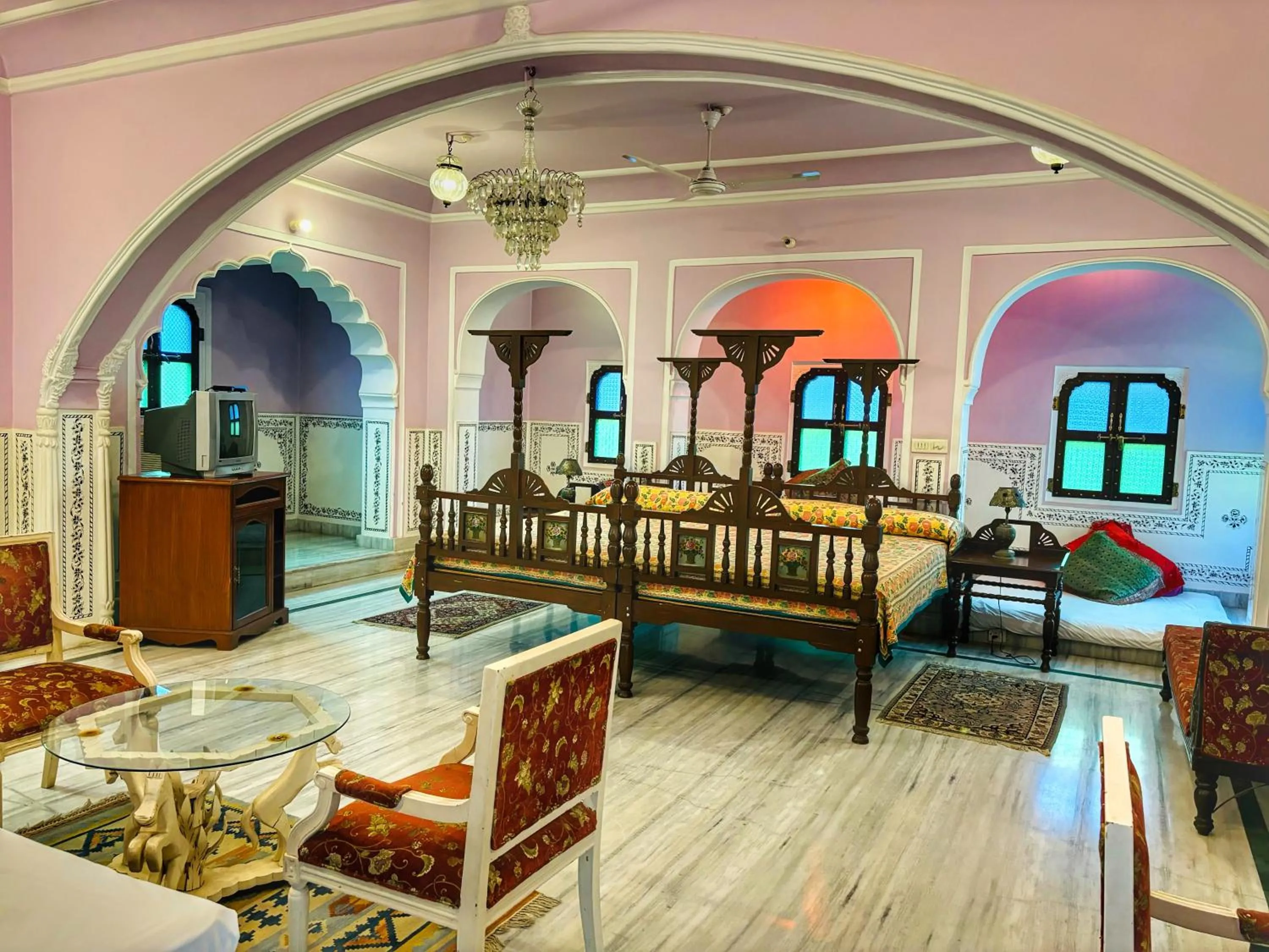Suite in Saba Haveli