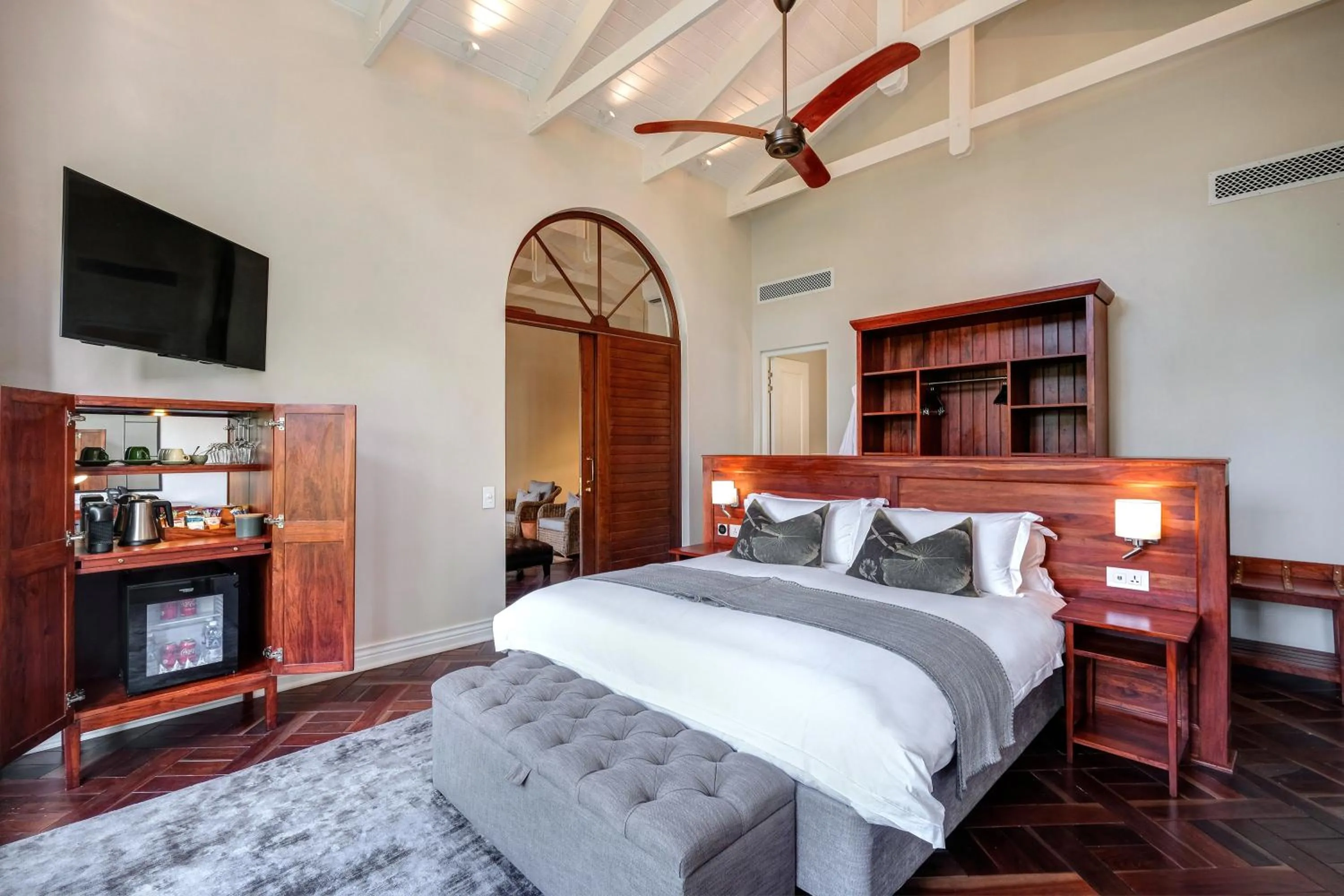 Executive Suite in Palm River Hotel