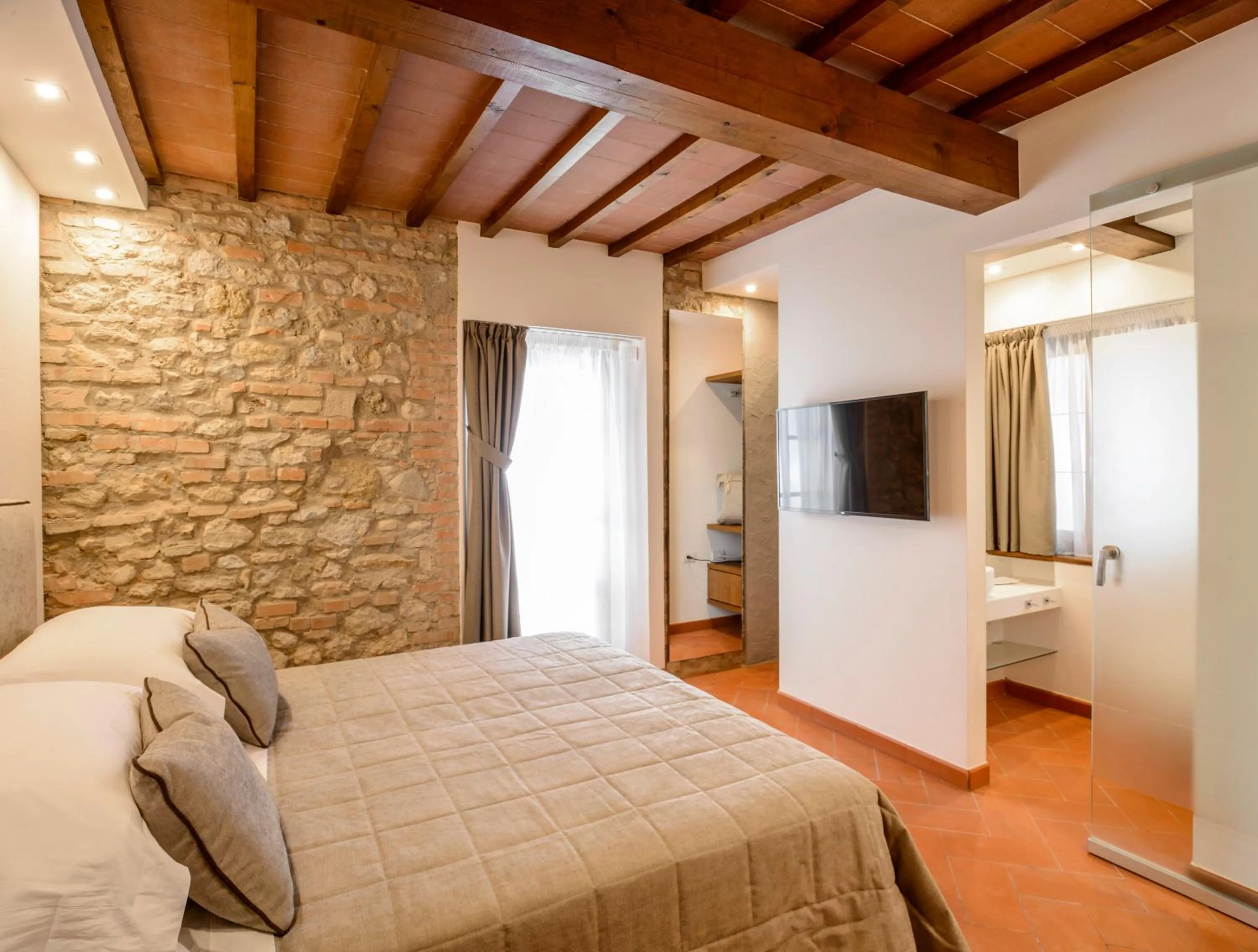 Superior Double room ground Floor - single occupancy in Tenuta Sovestro - Agriturismo e winery