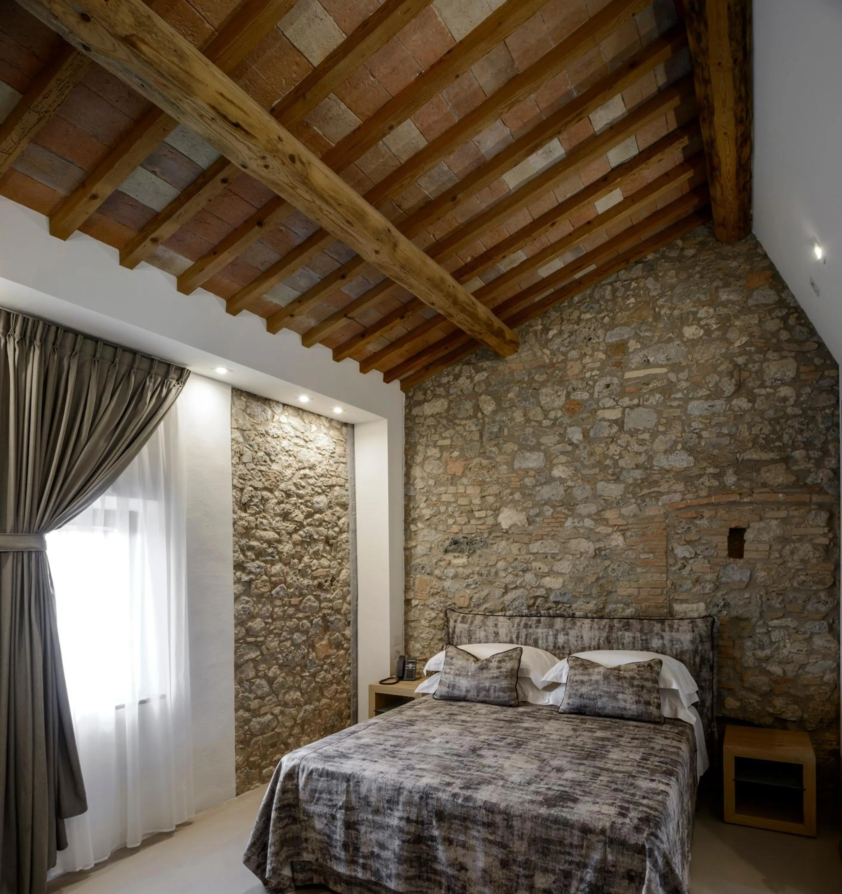 Deluxe Room - single occupancy - First Floor in Tenuta Sovestro - Agriturismo e winery