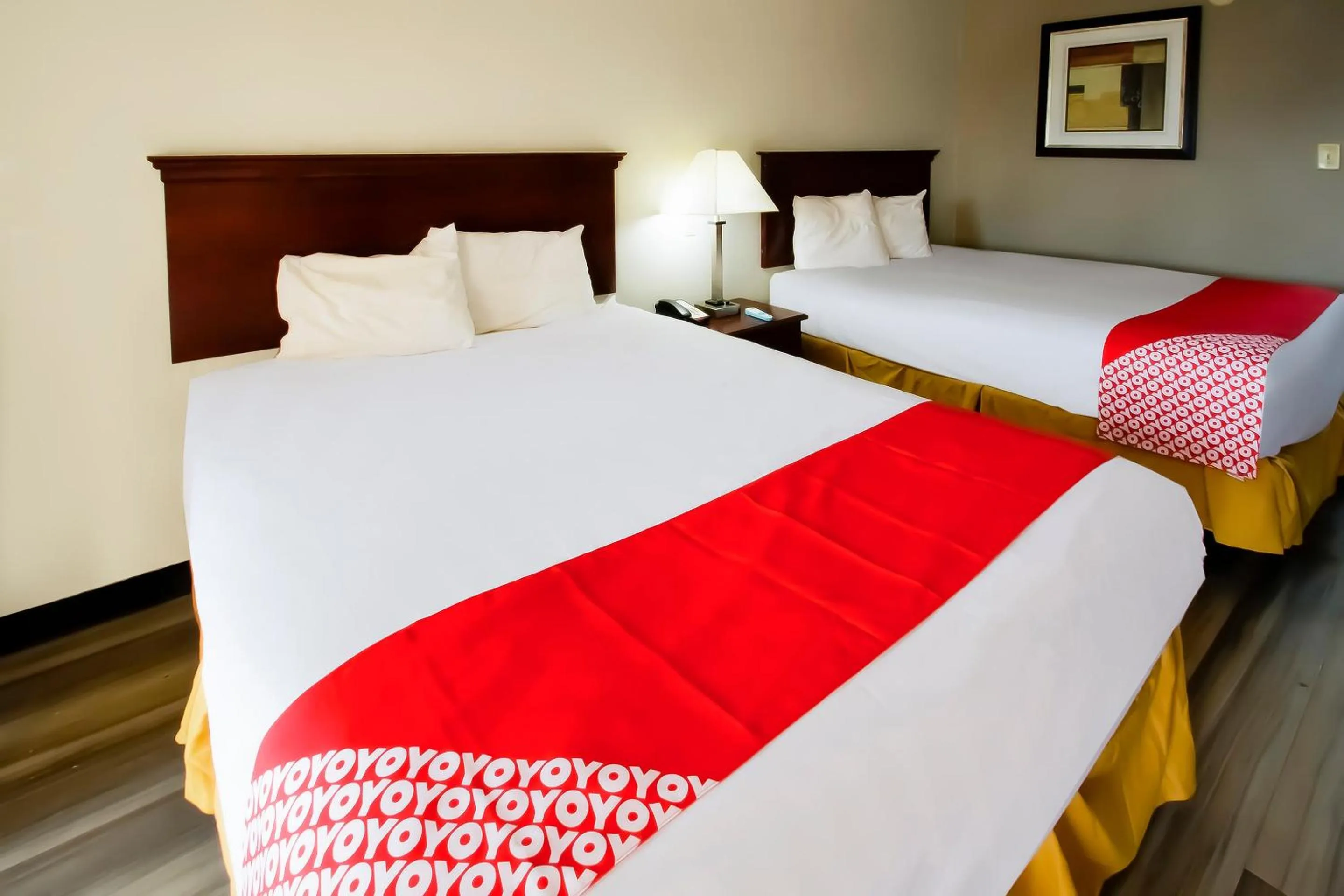 Queen Room with Two Queen Beds in Cypress Inn &amp; Suites Washington by OYO