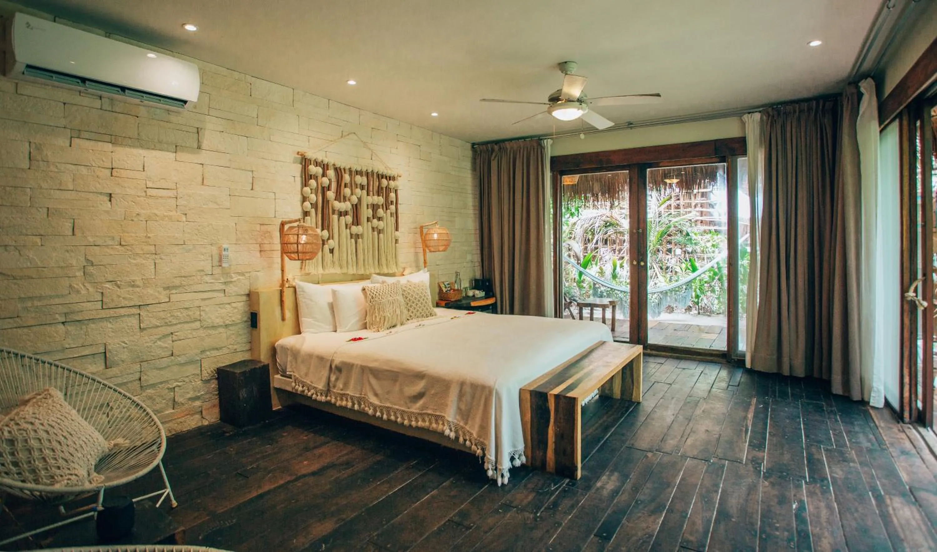 Vanilla master suite in Orchid House Tulum Beach