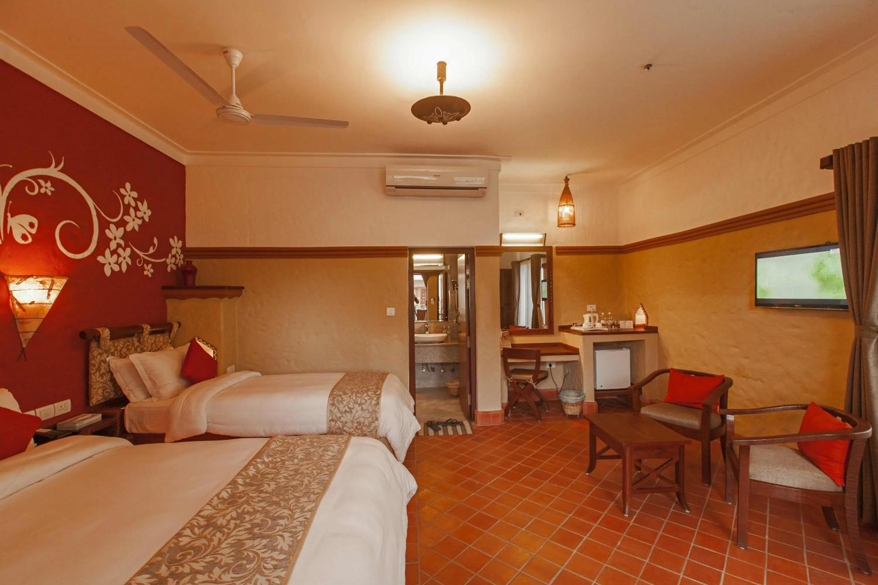 Super Deluxe Room with Balcony in Green Park Chitwan