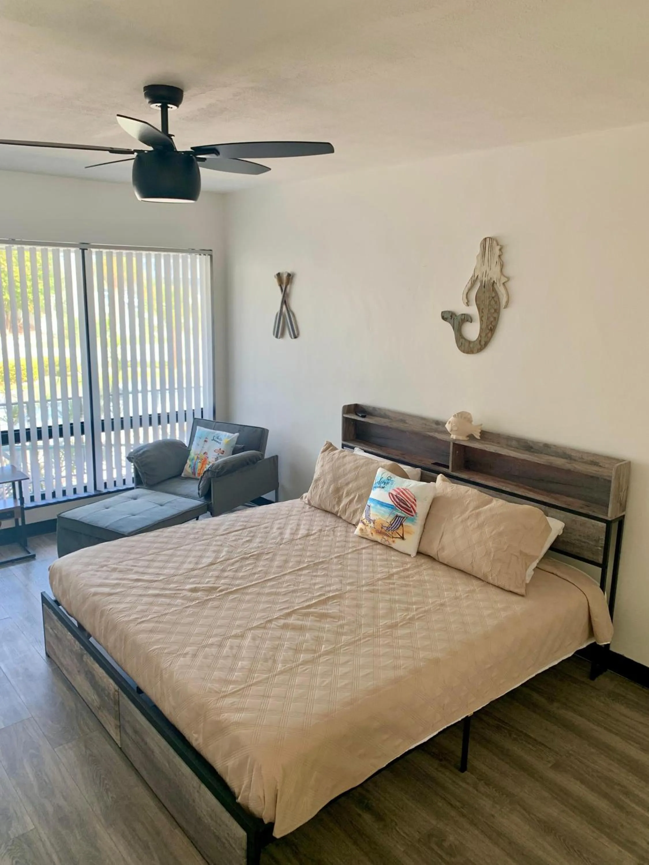 Deluxe King Suite in Avalon Resort of Deerfield Beach