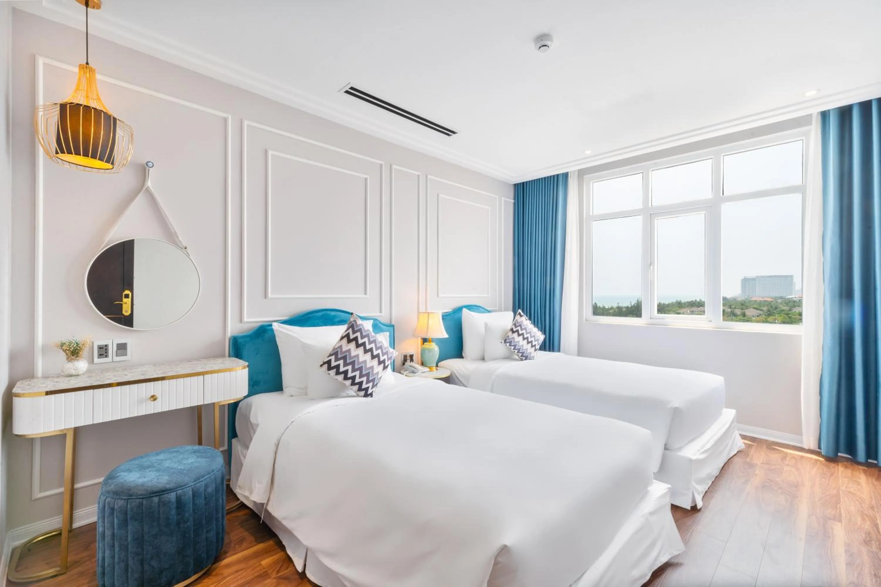 Family Room with Sea View in Angel Hotels Beach Danang