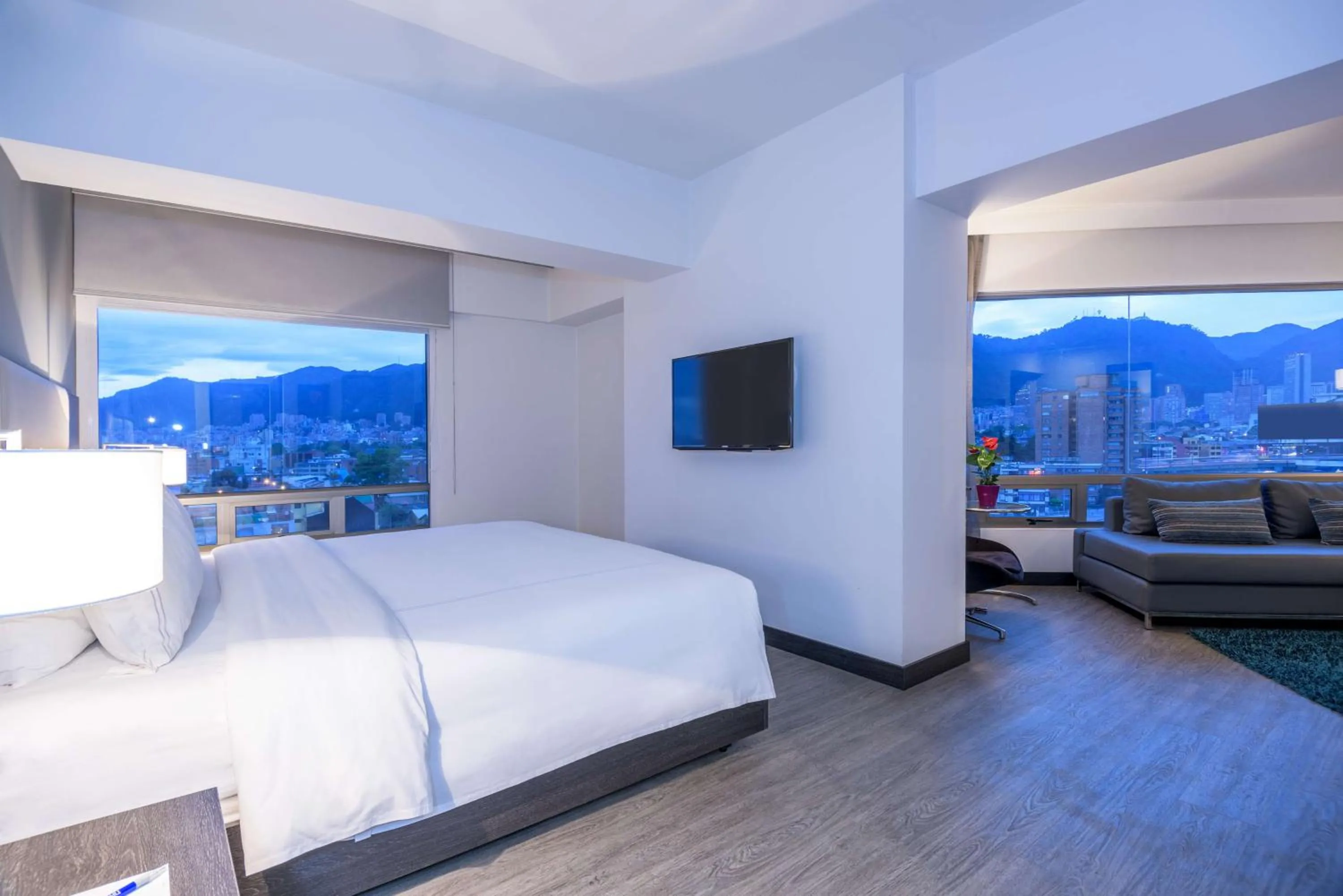 Junior Suite in NH Bogota Urban 26 Royal