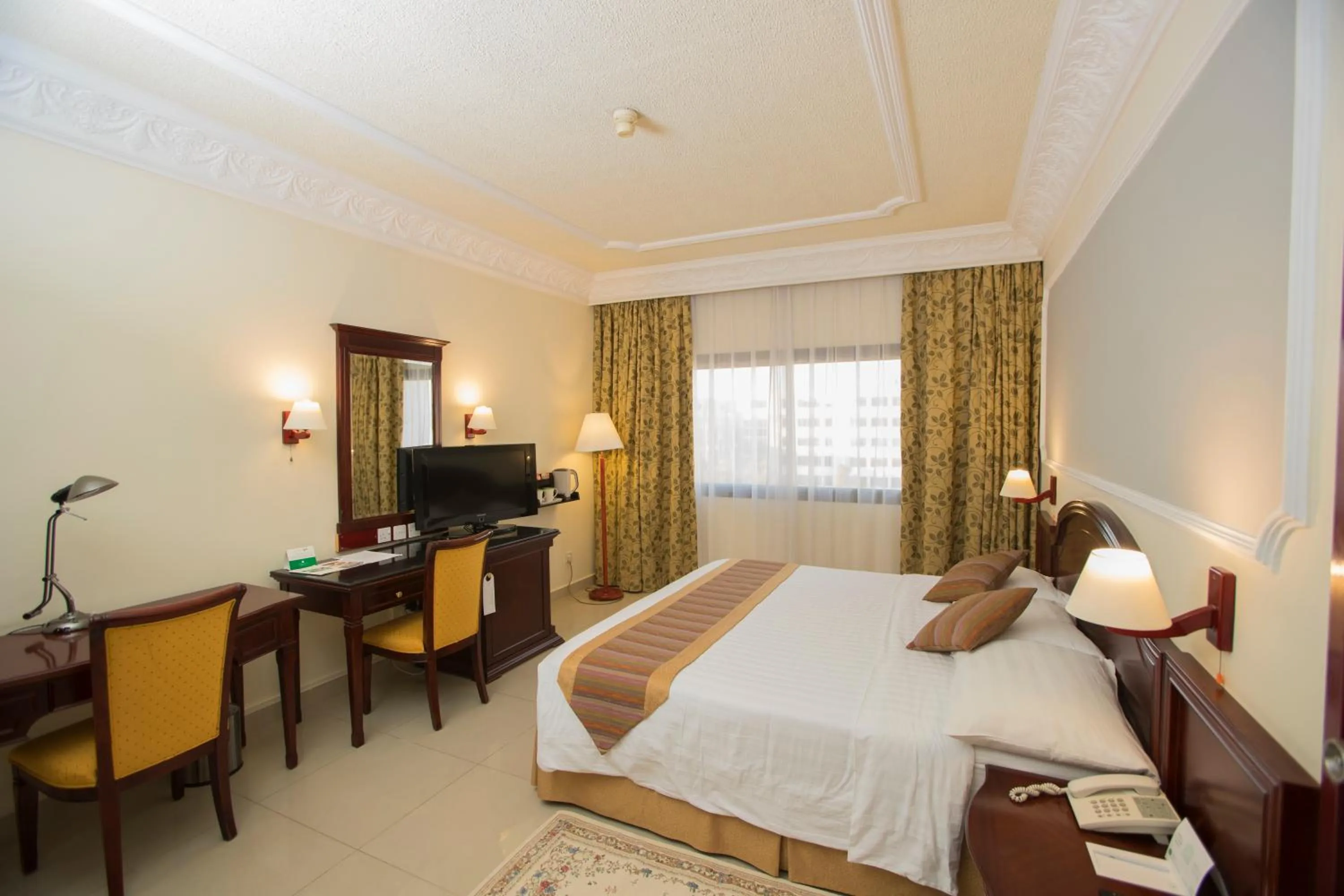 Triple Room in Hotel Muscat Holiday