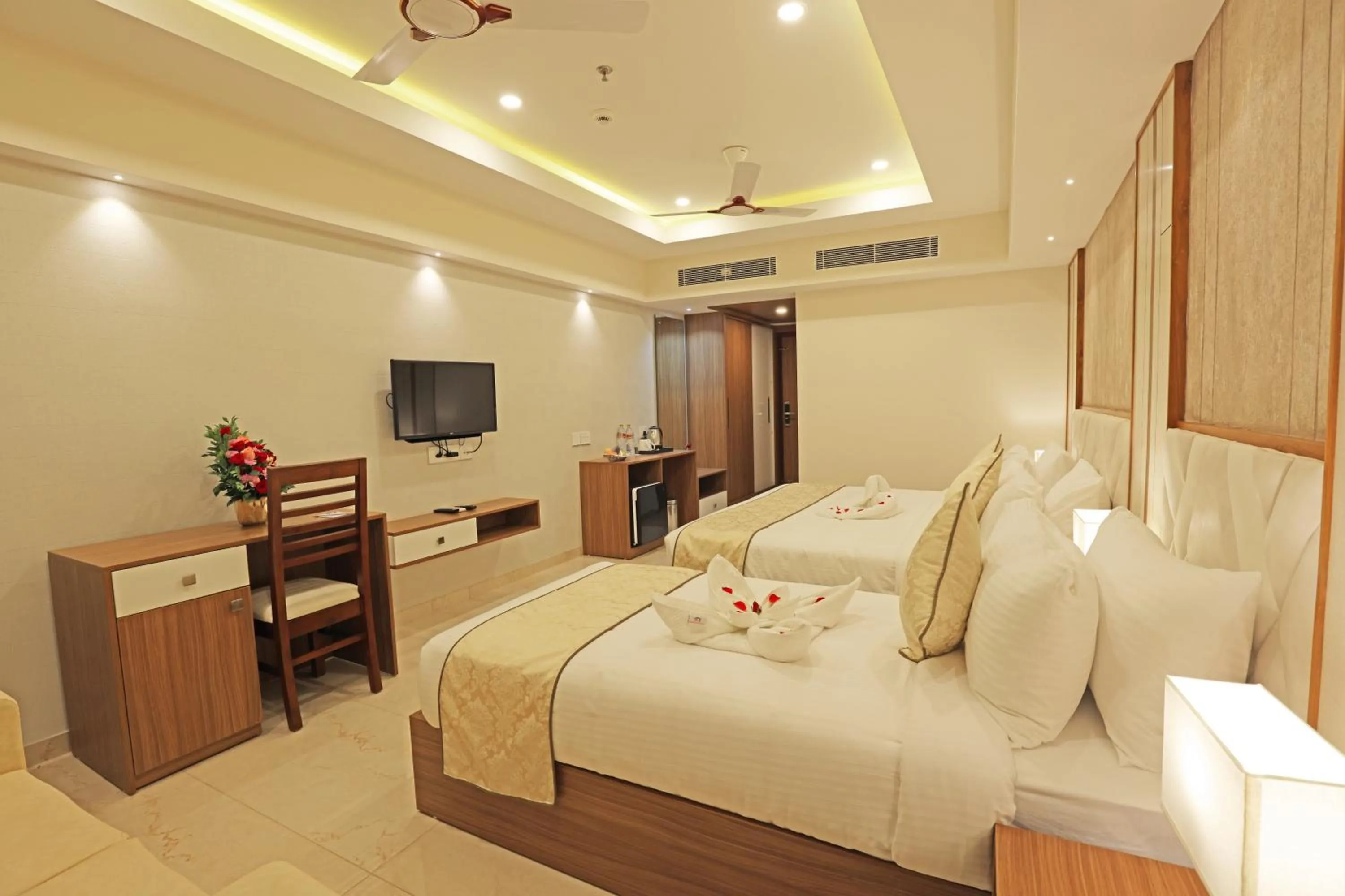 Deluxe Double Room in Krishnavalsam Regency