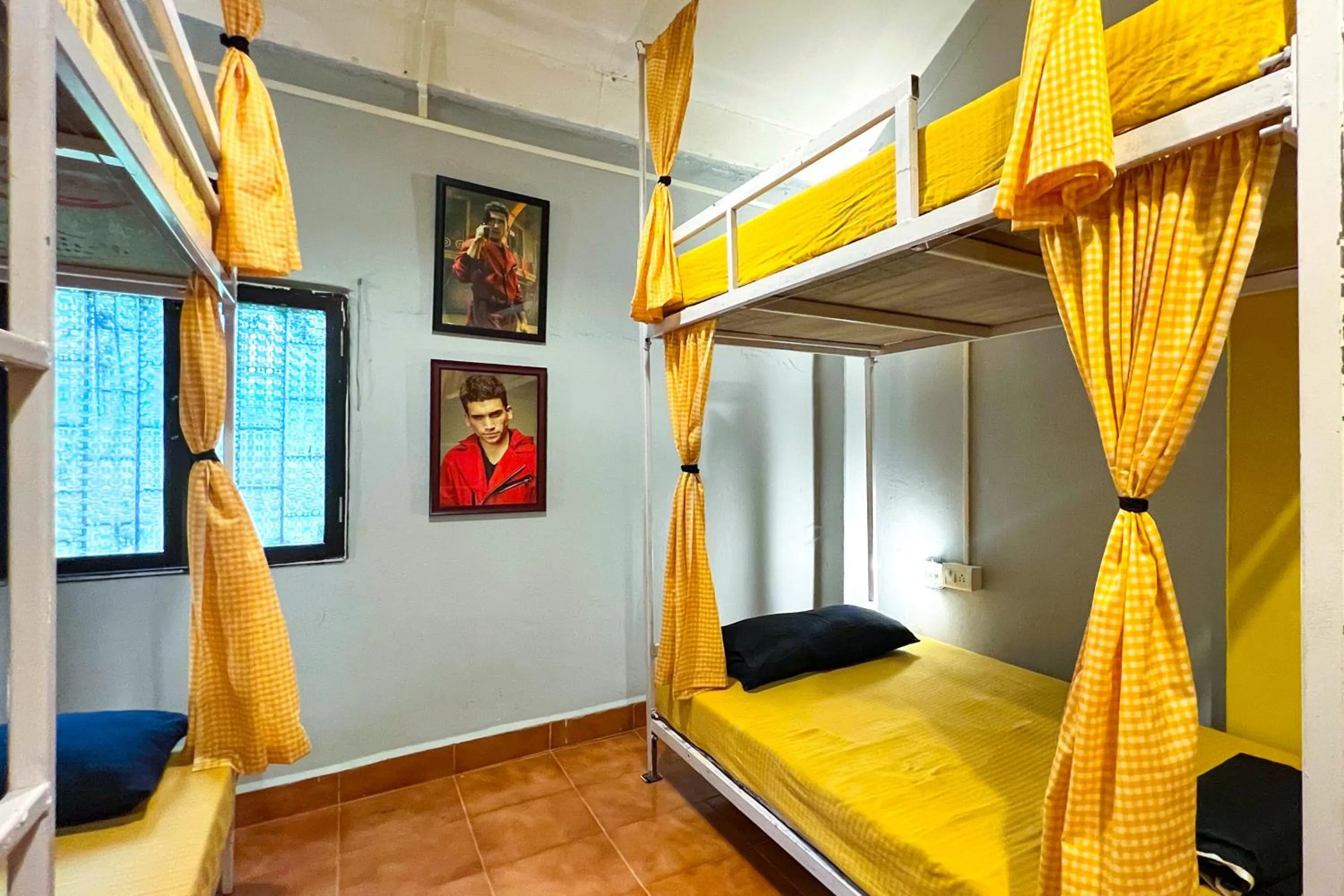 Bed in 6-Bed Mixed Dormitory Room in Whoopers Hostel Palolem