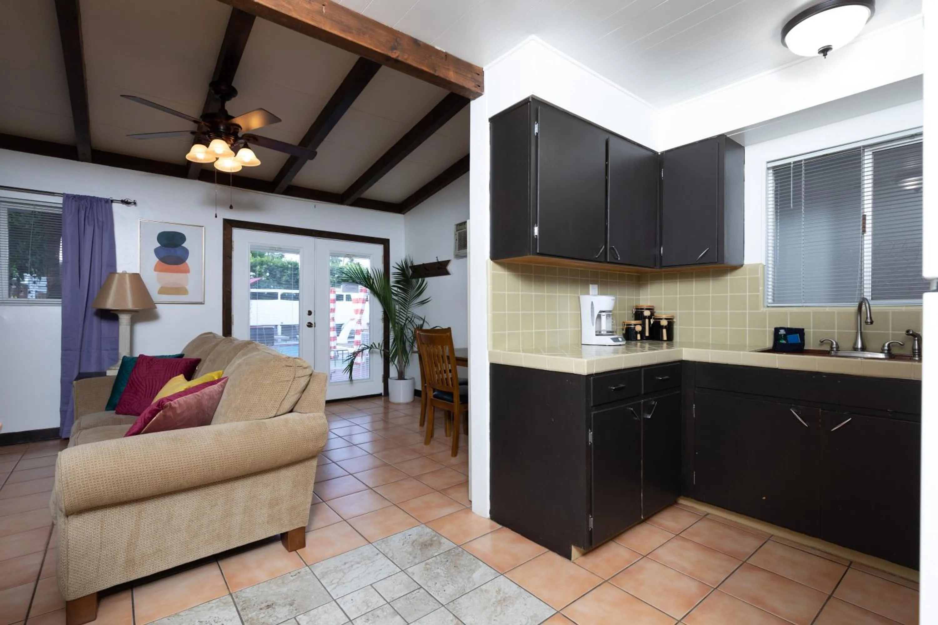 King Suite in Float Palm Springs - Adults Only