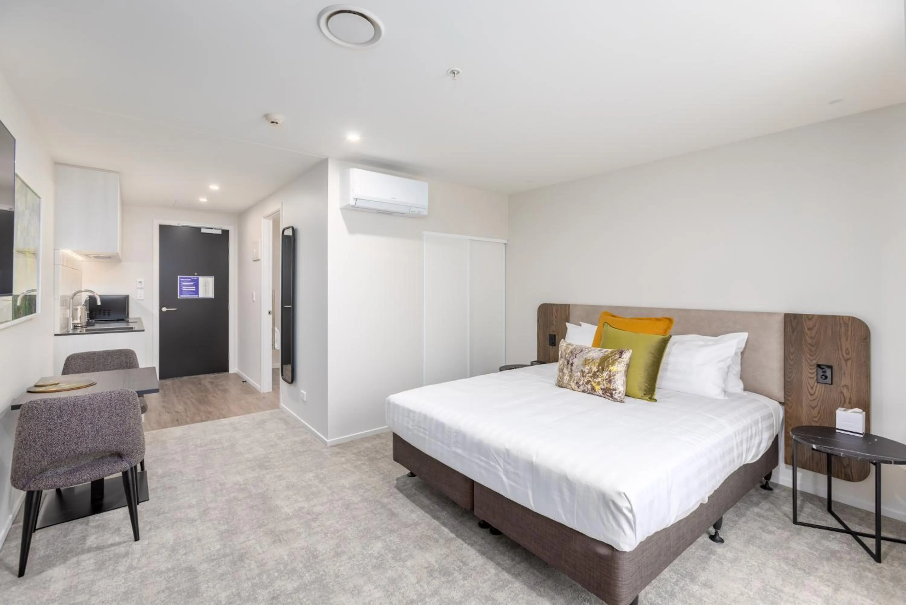 King Room - Mobility Access in Wyndham Garden Christchurch Kilmore Street