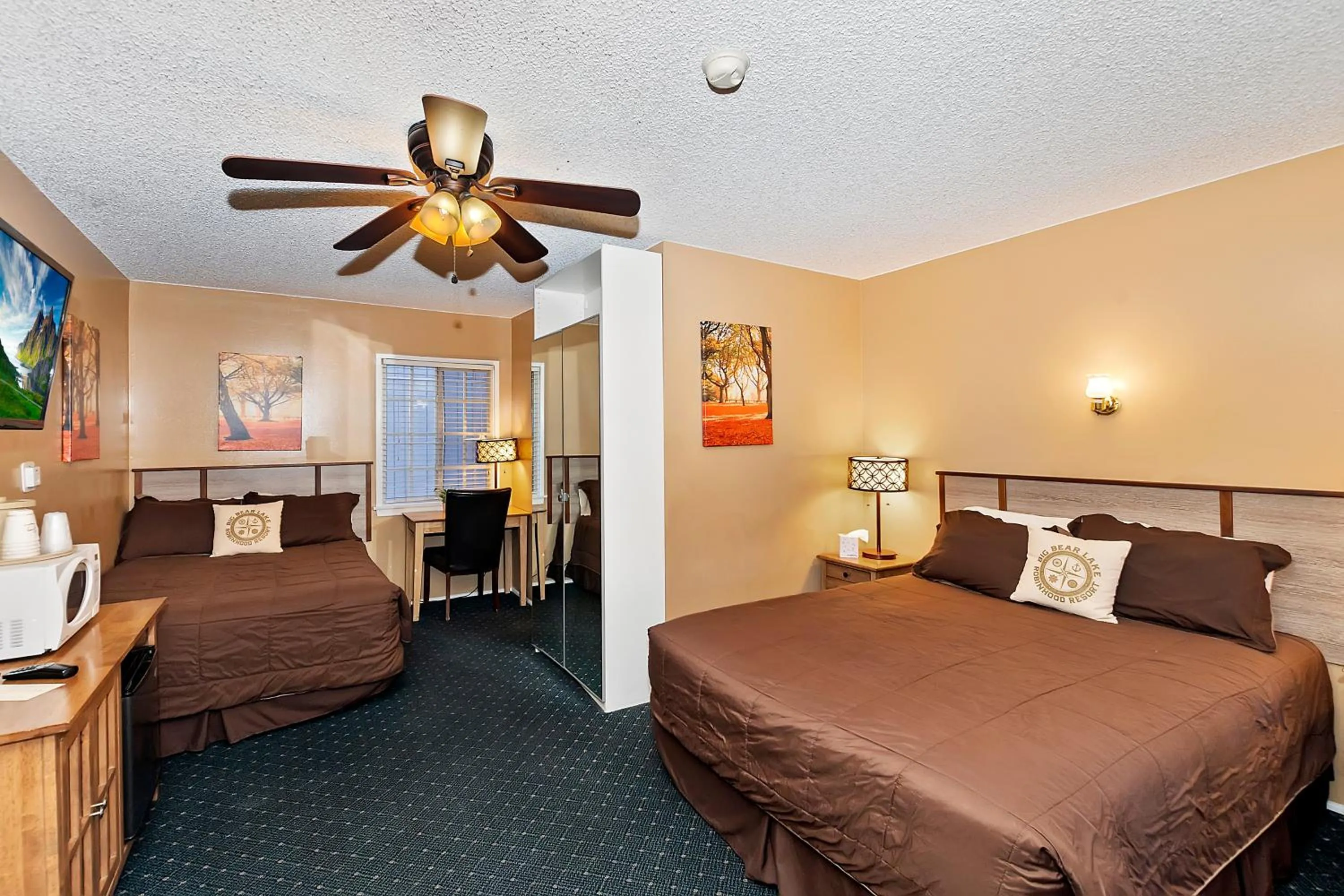 Double Room in Robinhood Resort