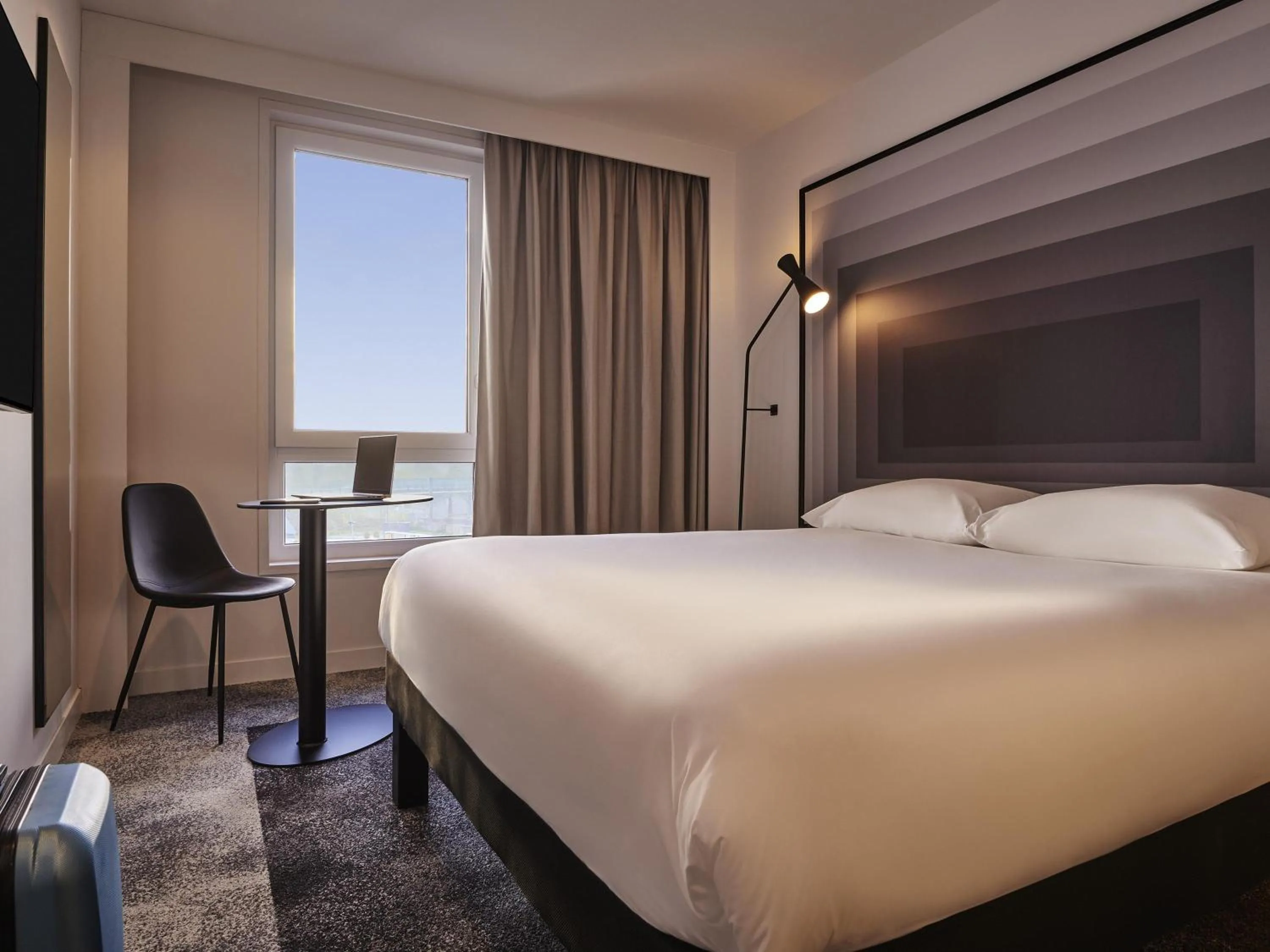 Standard Double Room in ibis Bethune Centre Gare